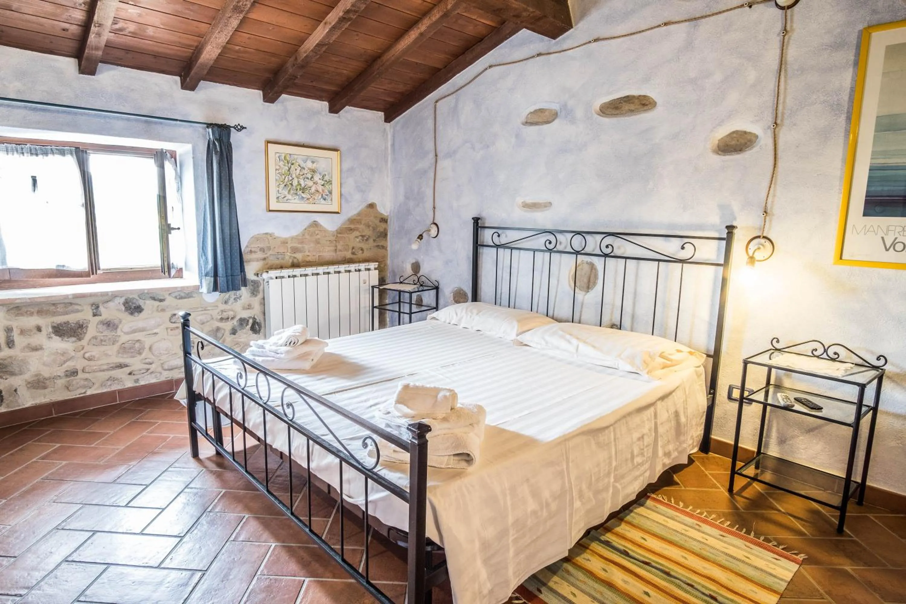 Bed in Agriturismo Goccia di Luna