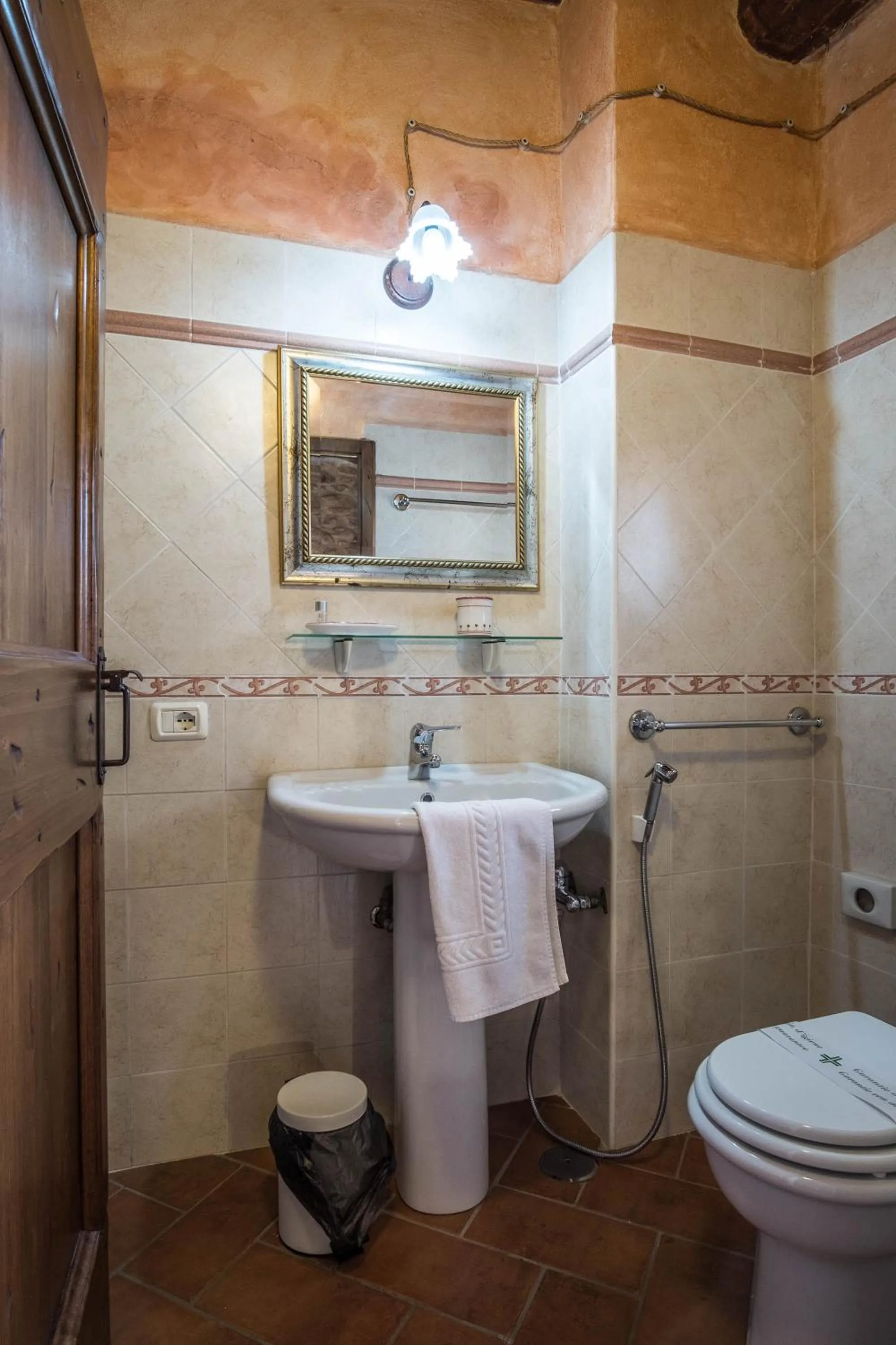 Bathroom in Agriturismo Goccia di Luna