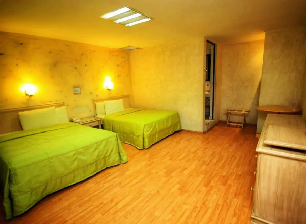 Bed in Hotel Enterprise Inn Plaza Bed in Hotel Enterprise Inn Plaza