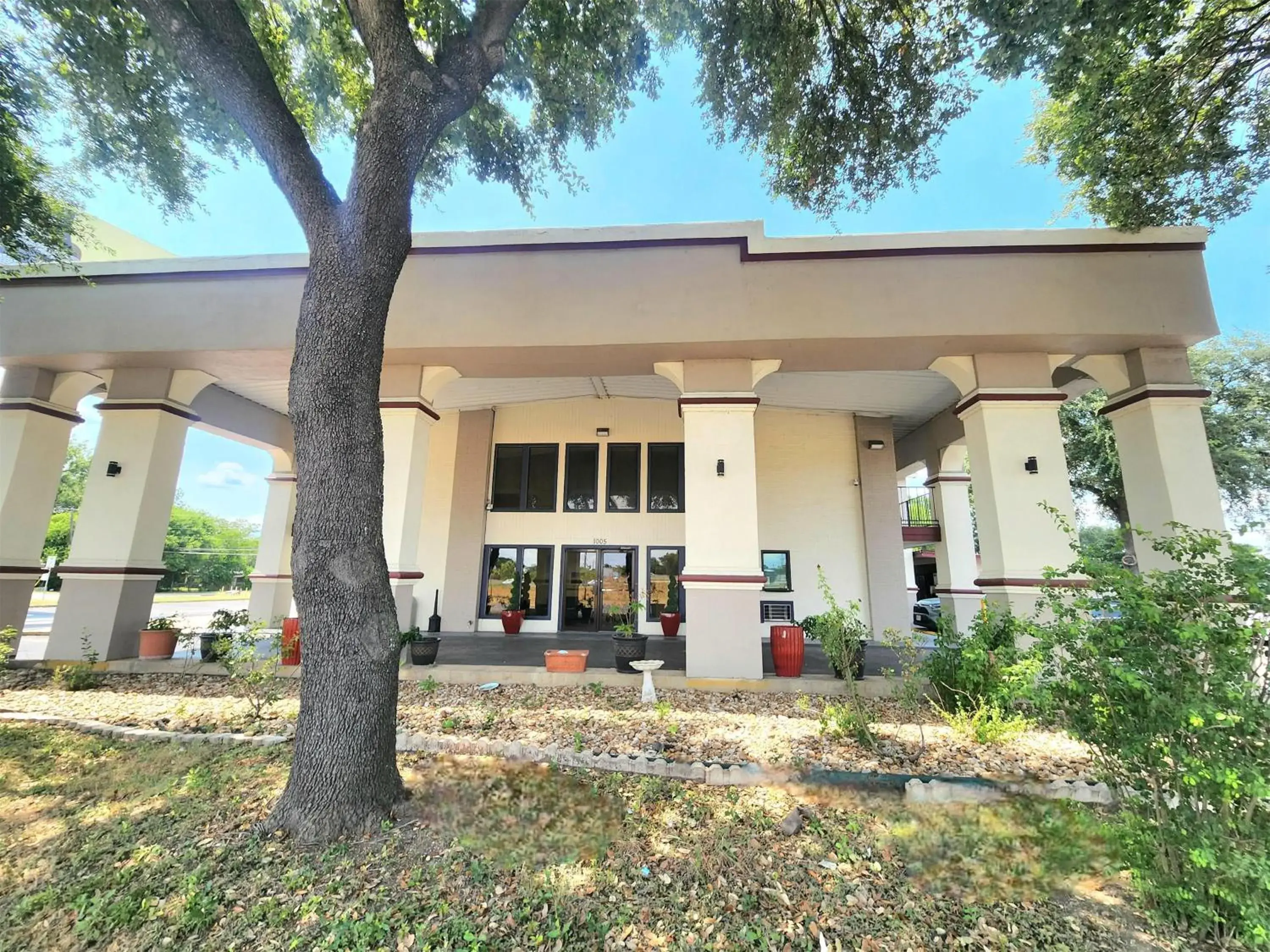 Property building in Days Inn by Wyndham San Marcos Property building in Days Inn by Wyndham San Marcos