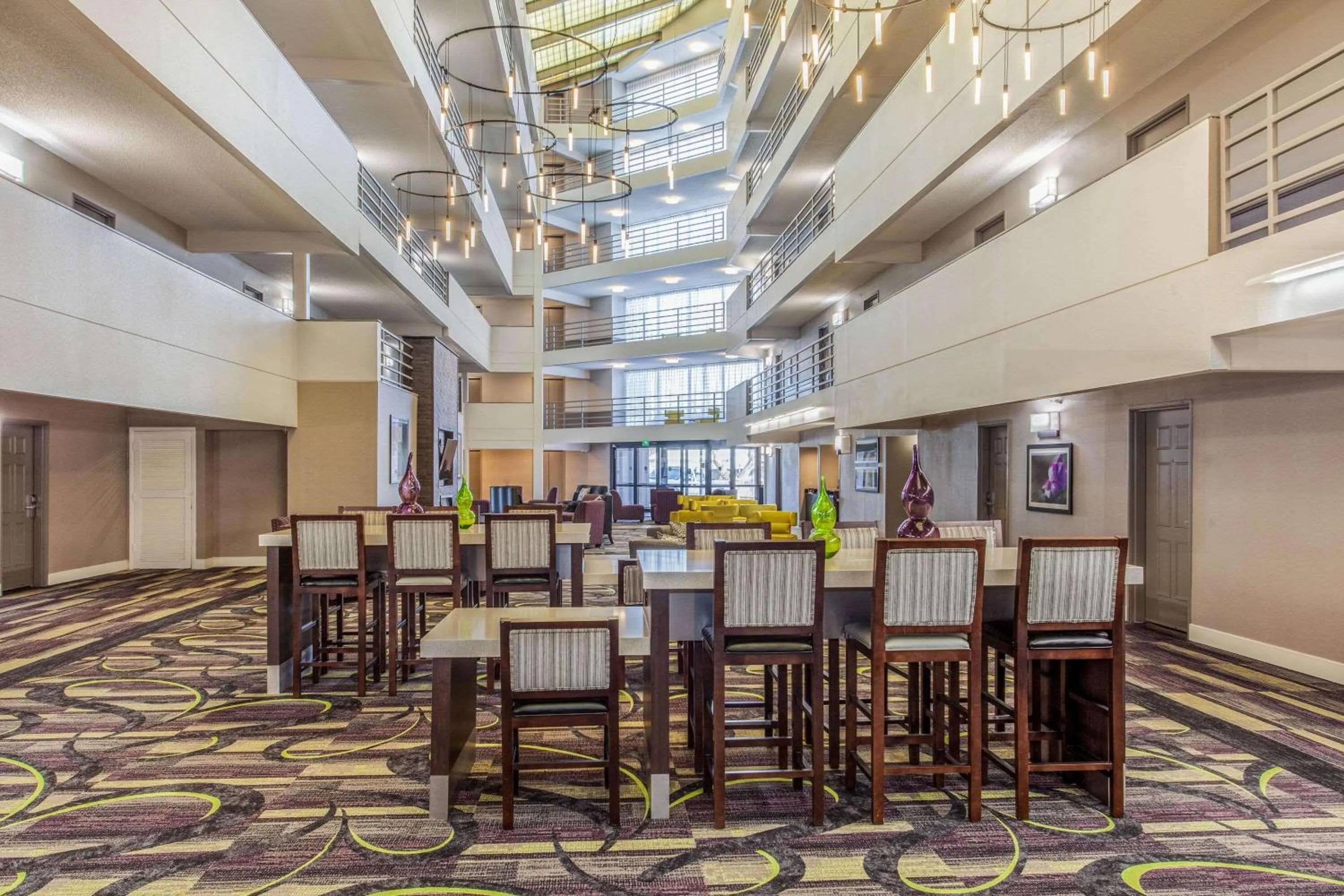 Lobby or reception in La Quinta by Wyndham Lubbock West Medical Center