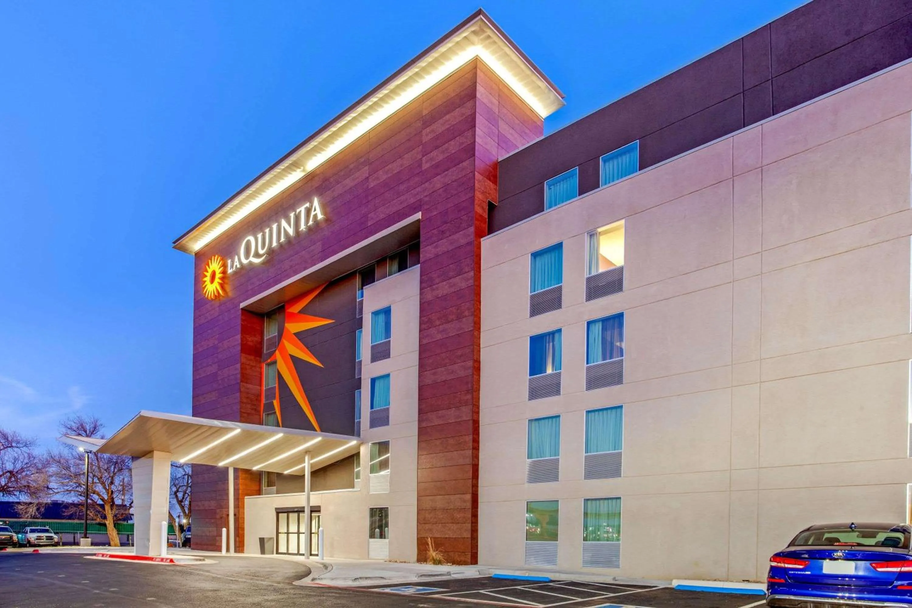 Property building in La Quinta by Wyndham Lubbock West Medical Center