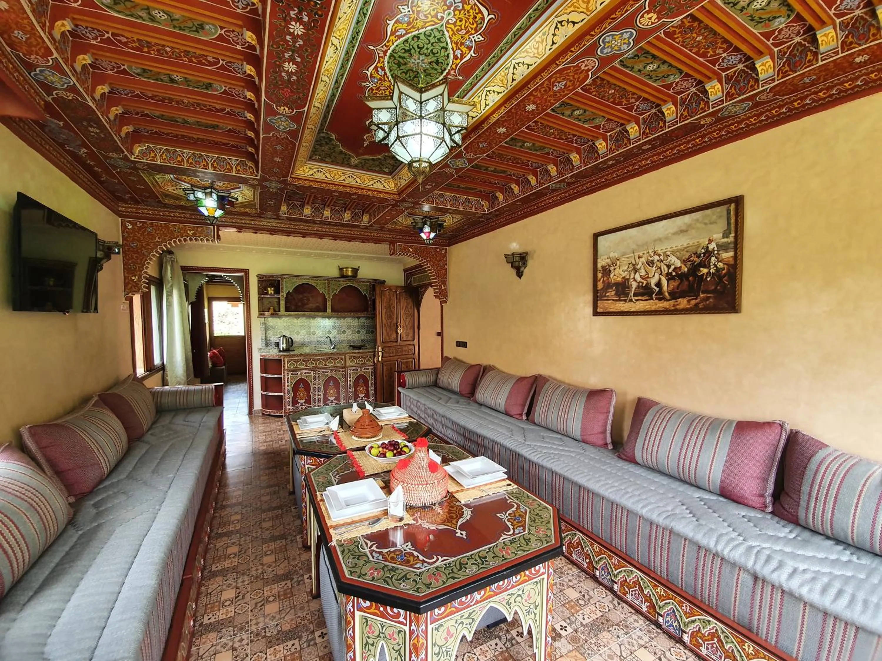 Living room in Dar Assarou - Toubkal National Park Lodge
