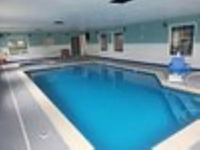 Swimming pool in Westerly Motel