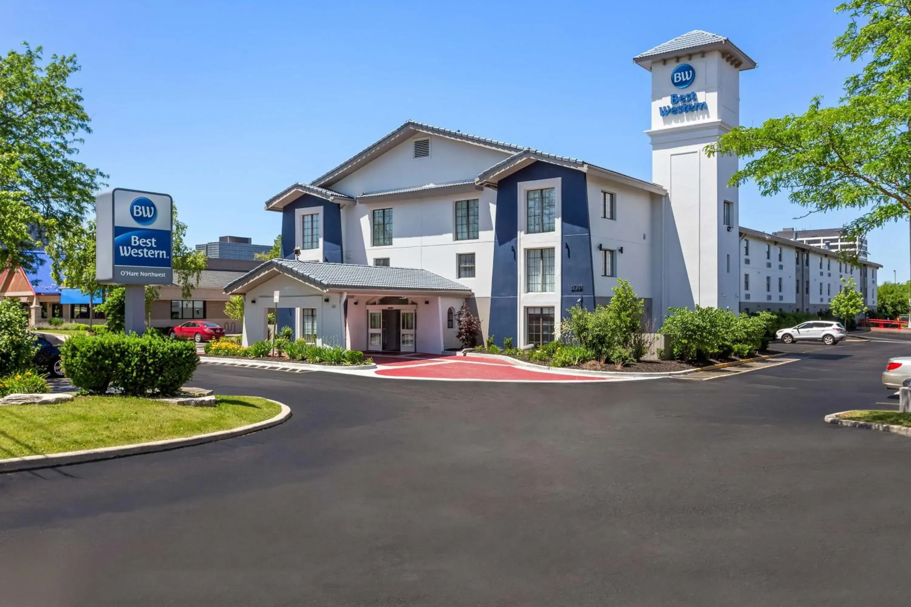 Property building in Best Western Schaumburg – O’Hare NW Property building in Best Western Schaumburg – O’Hare NW