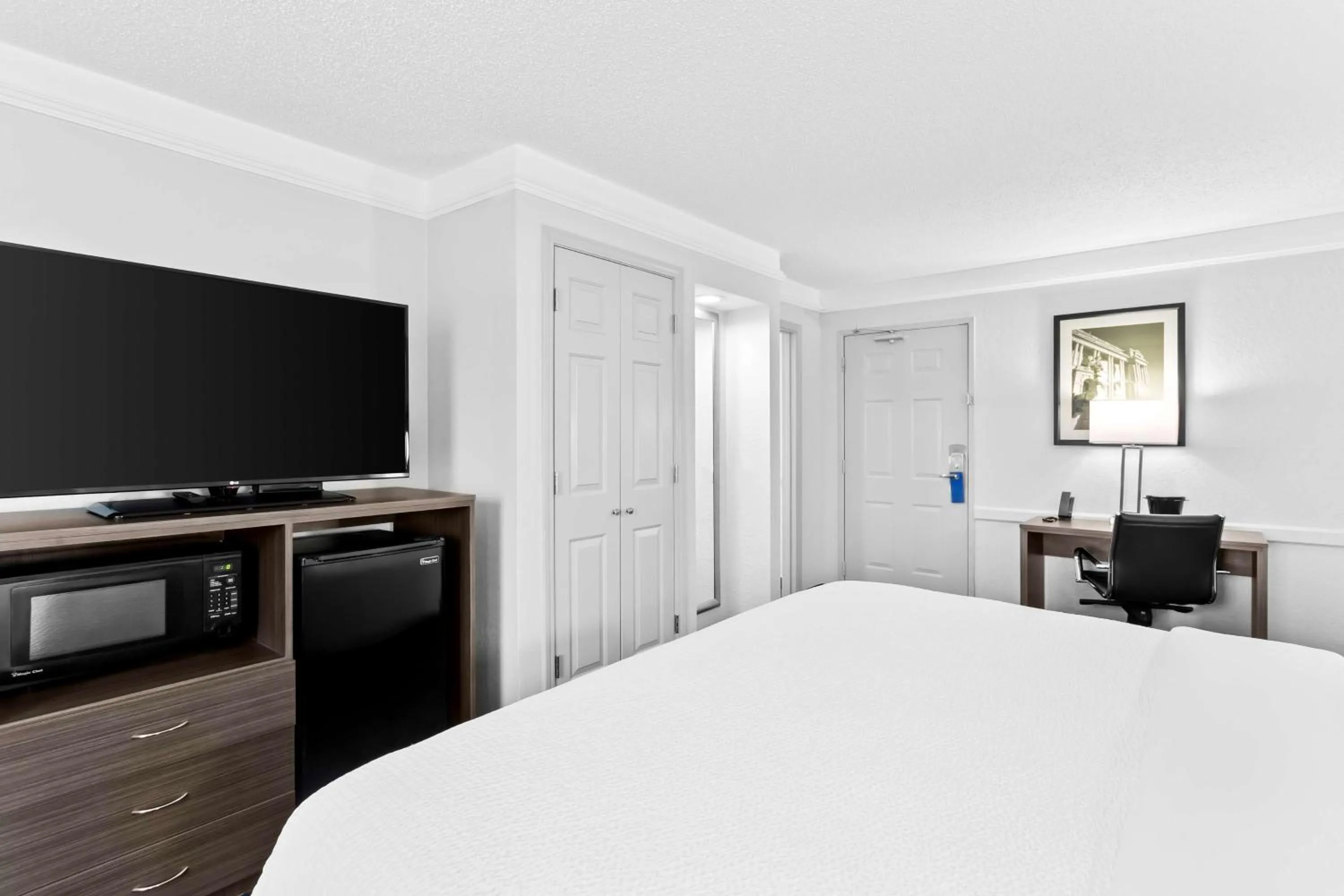 Bedroom, Bed in Best Western Schaumburg – O’Hare NW