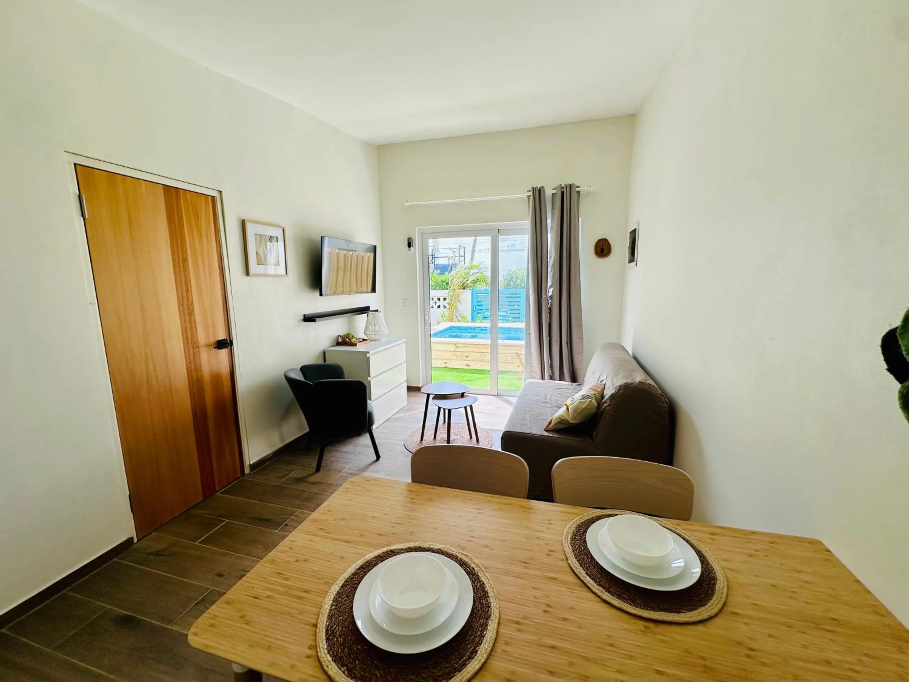 TV and multimedia in Vistalmar Ocean Suites