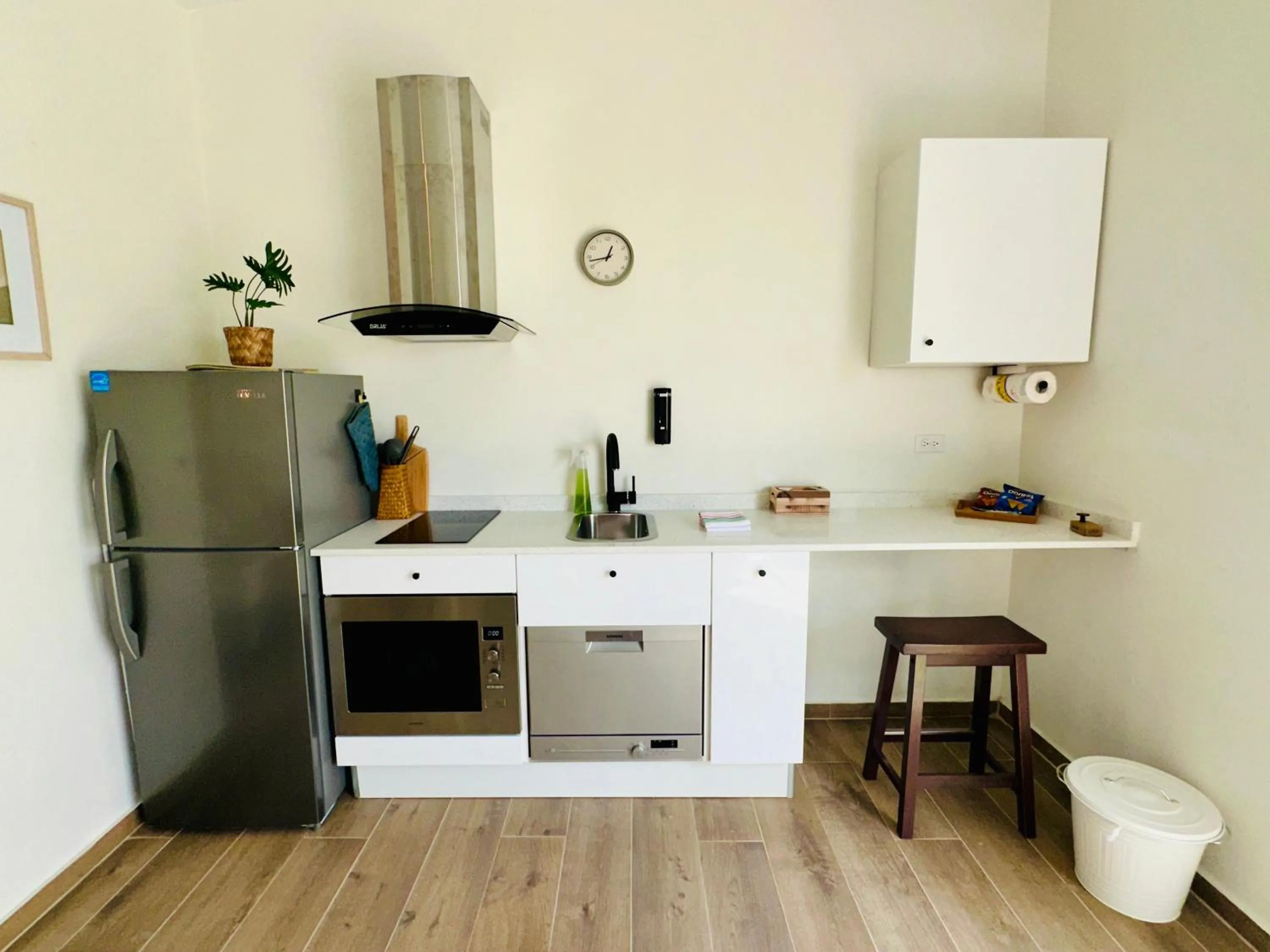 Coffee/tea facilities in Vistalmar Ocean Suites