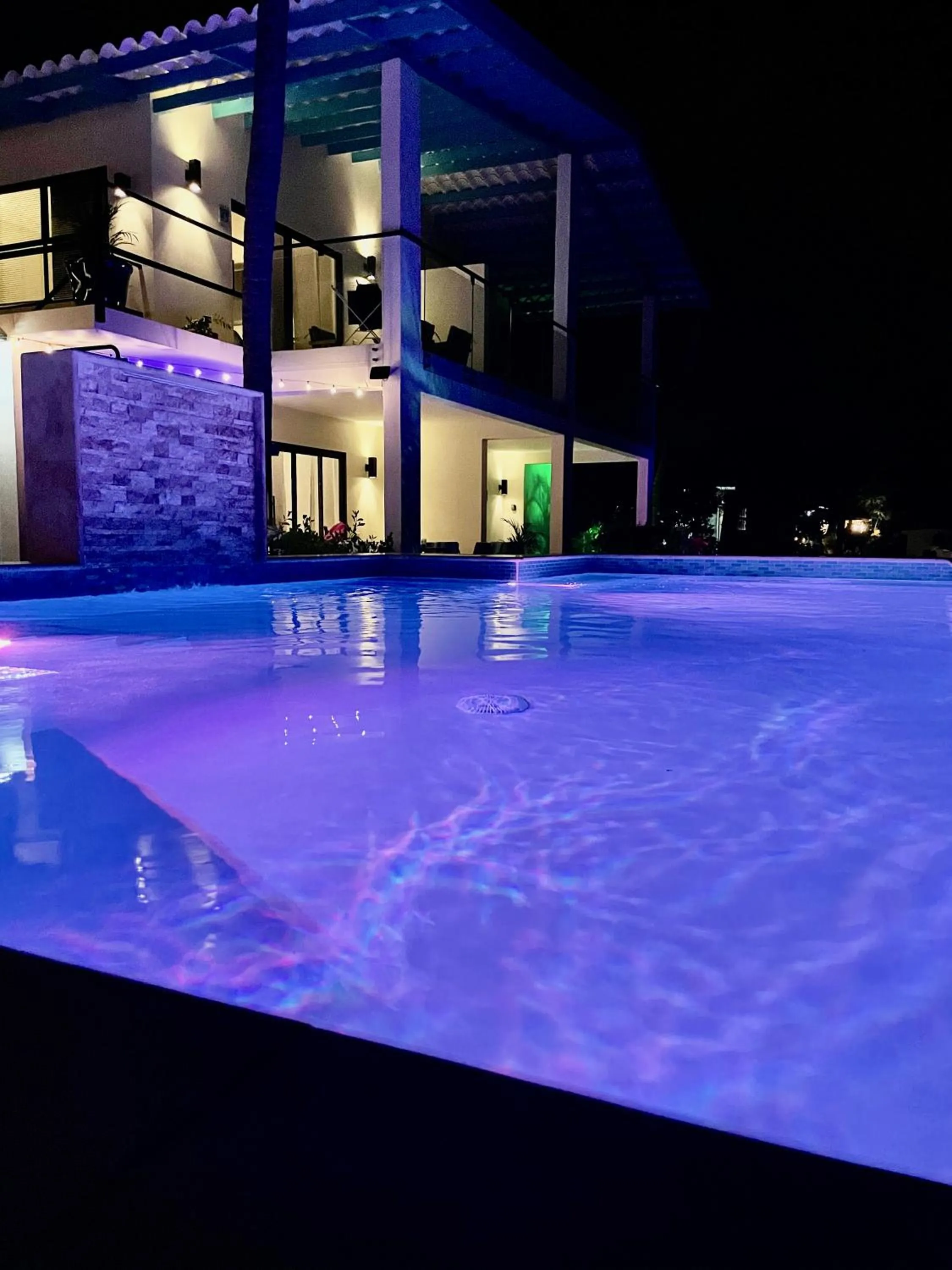 Night in Vistalmar Ocean Suites