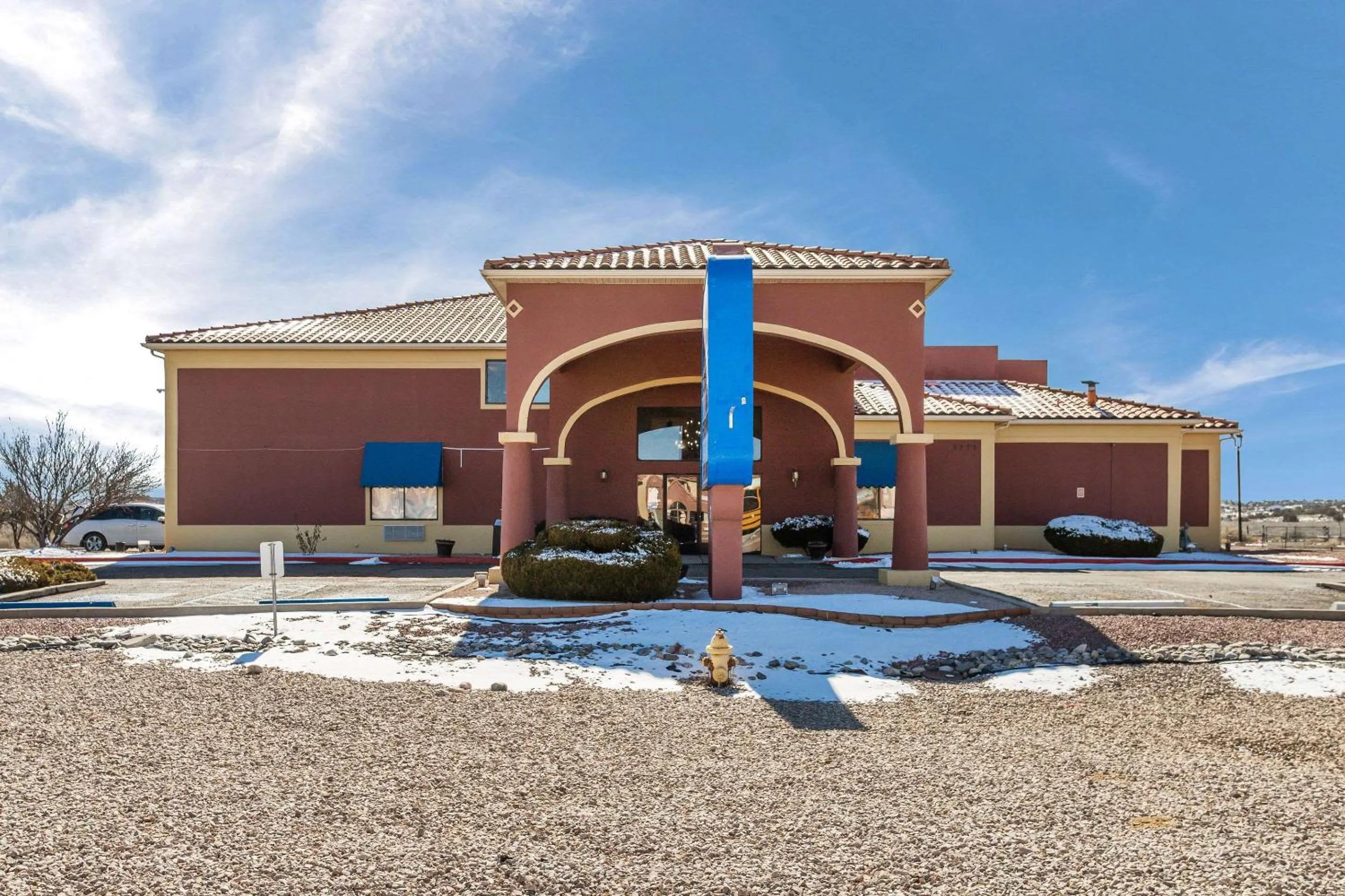 Property building in Rodeway Inn Gallup West