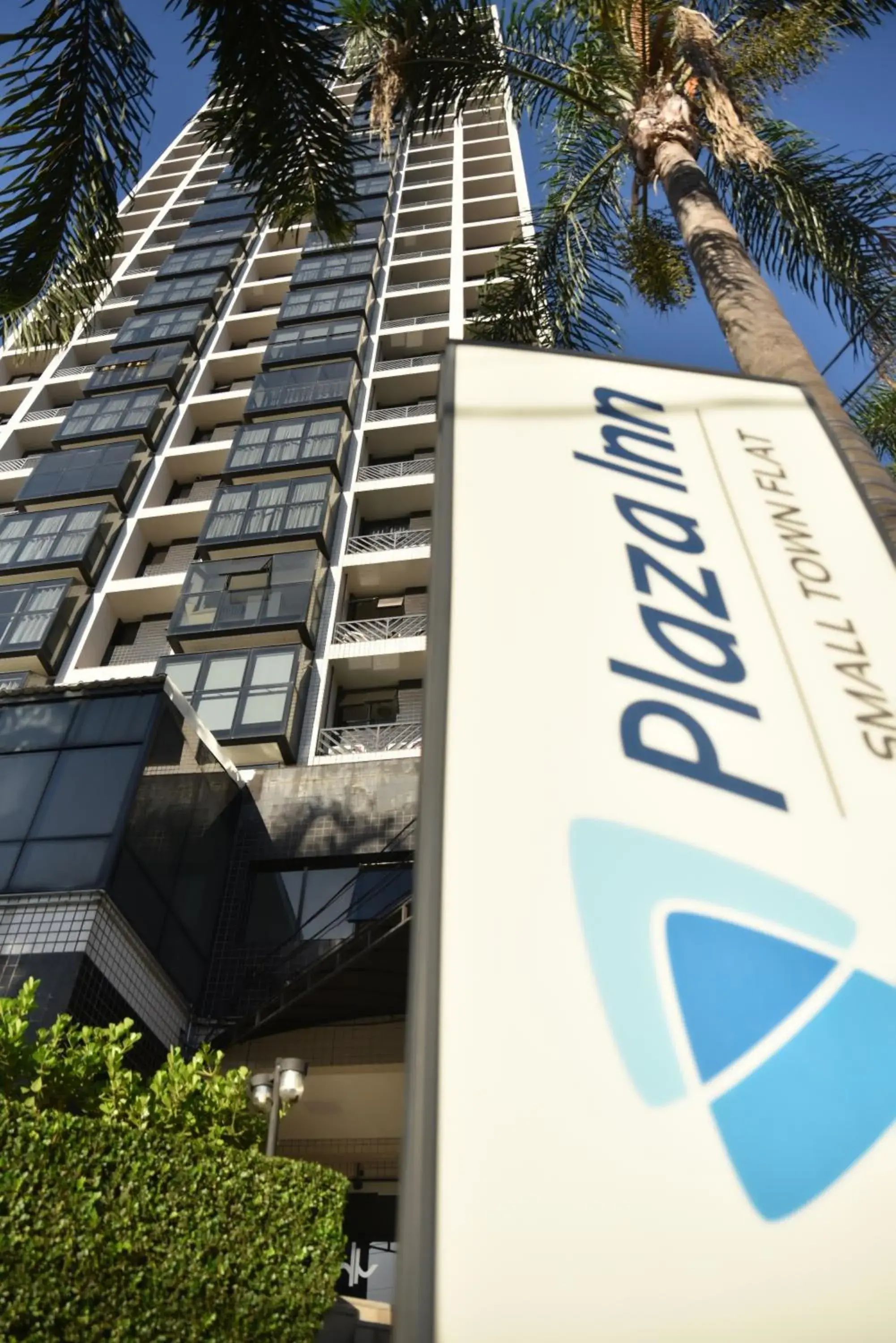 Property building in Plaza Inn Small Town Flat Property building in Plaza Inn Small Town Flat