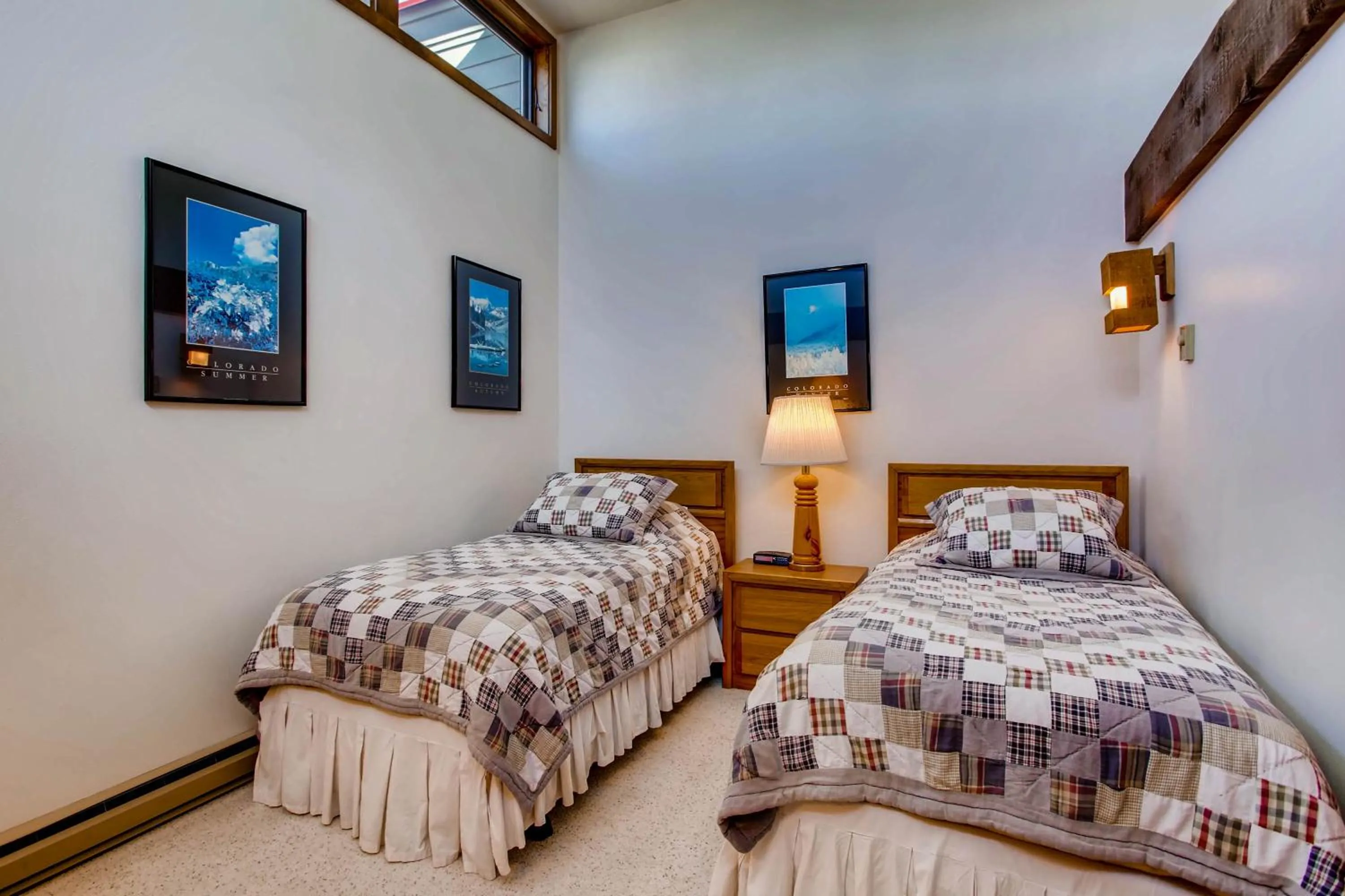 Bed in The Plaza Condominiums, A Vail Resorts Property
