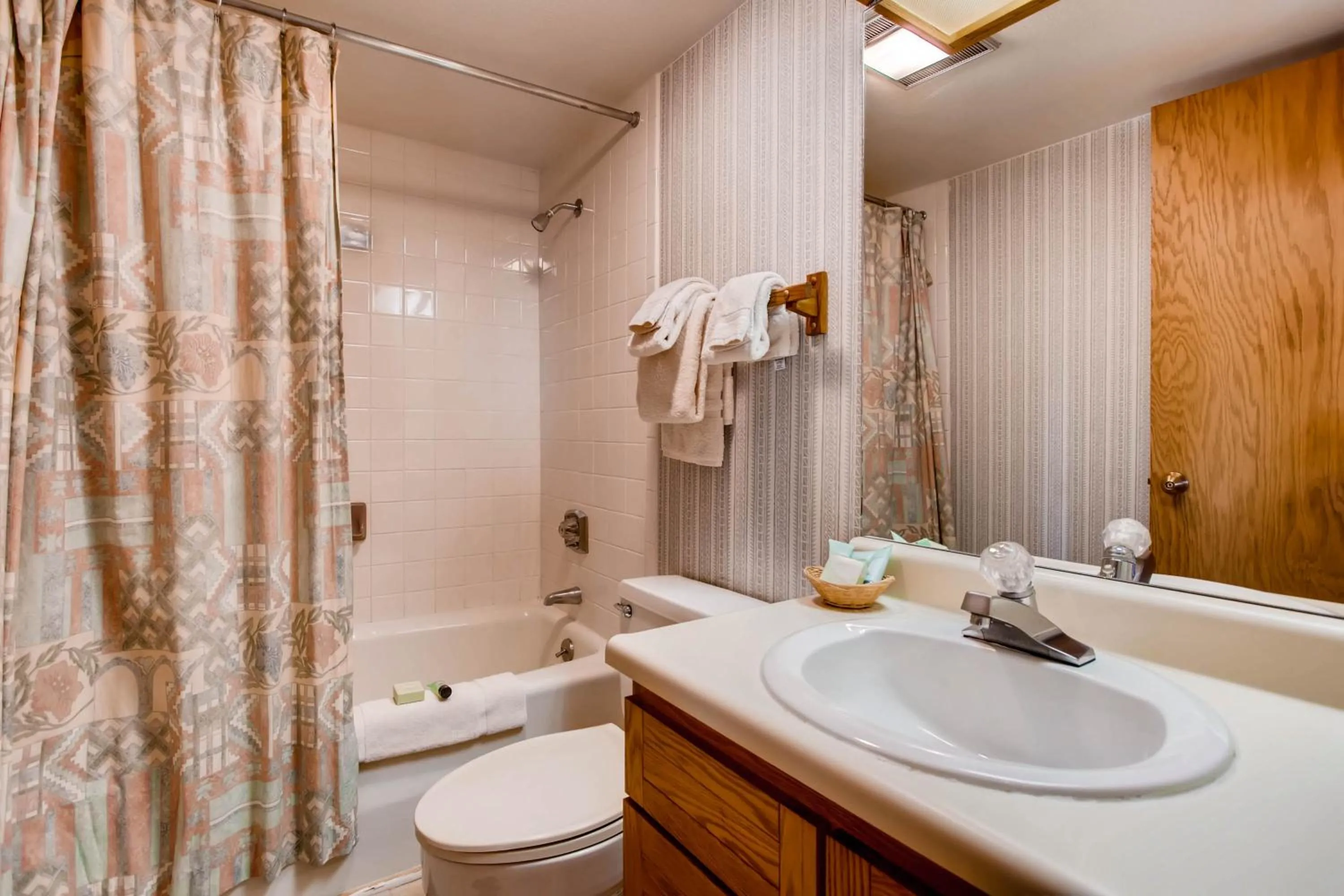 The Plaza Condominiums, A Vail Resorts Property