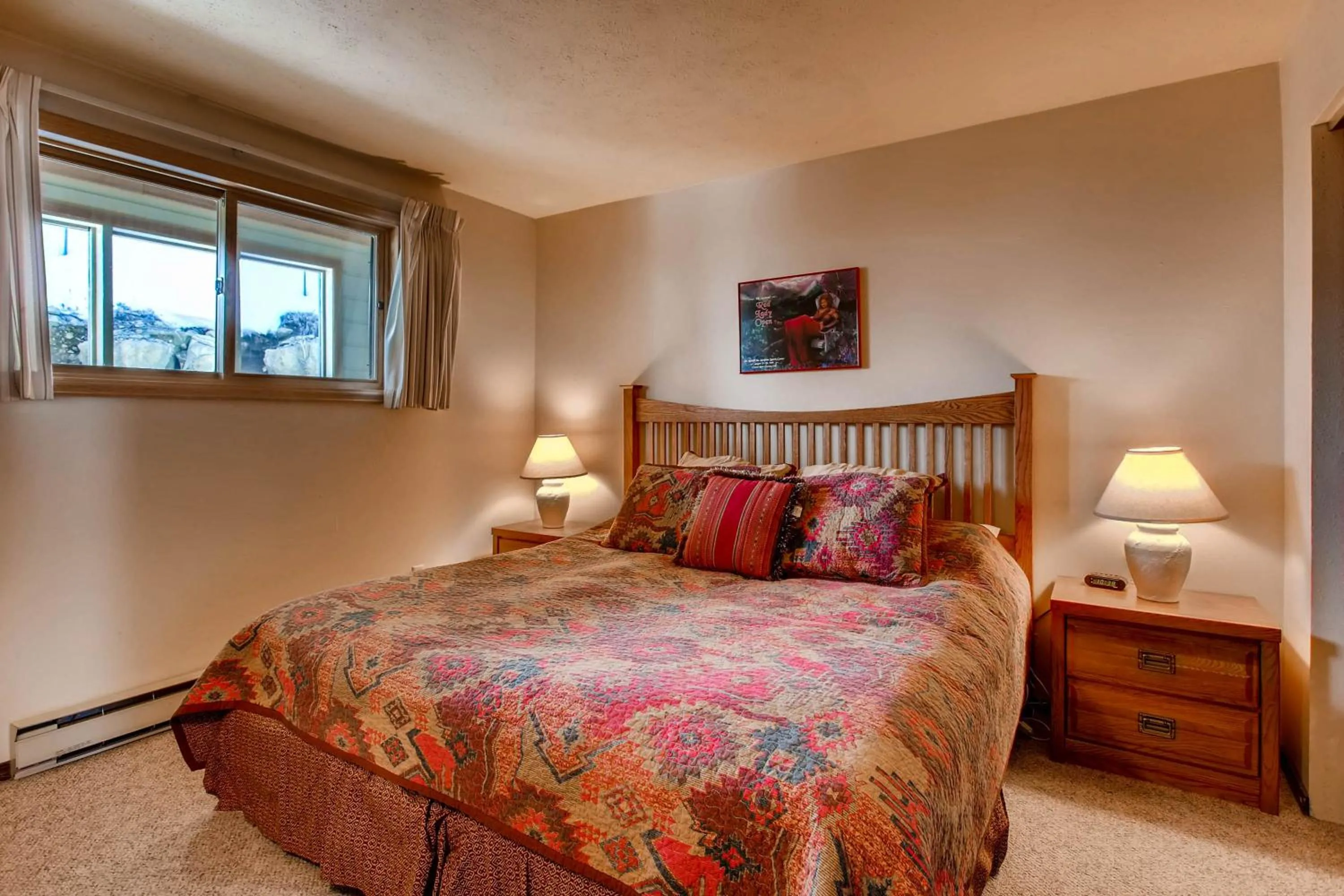 Bed in The Plaza Condominiums, A Vail Resorts Property