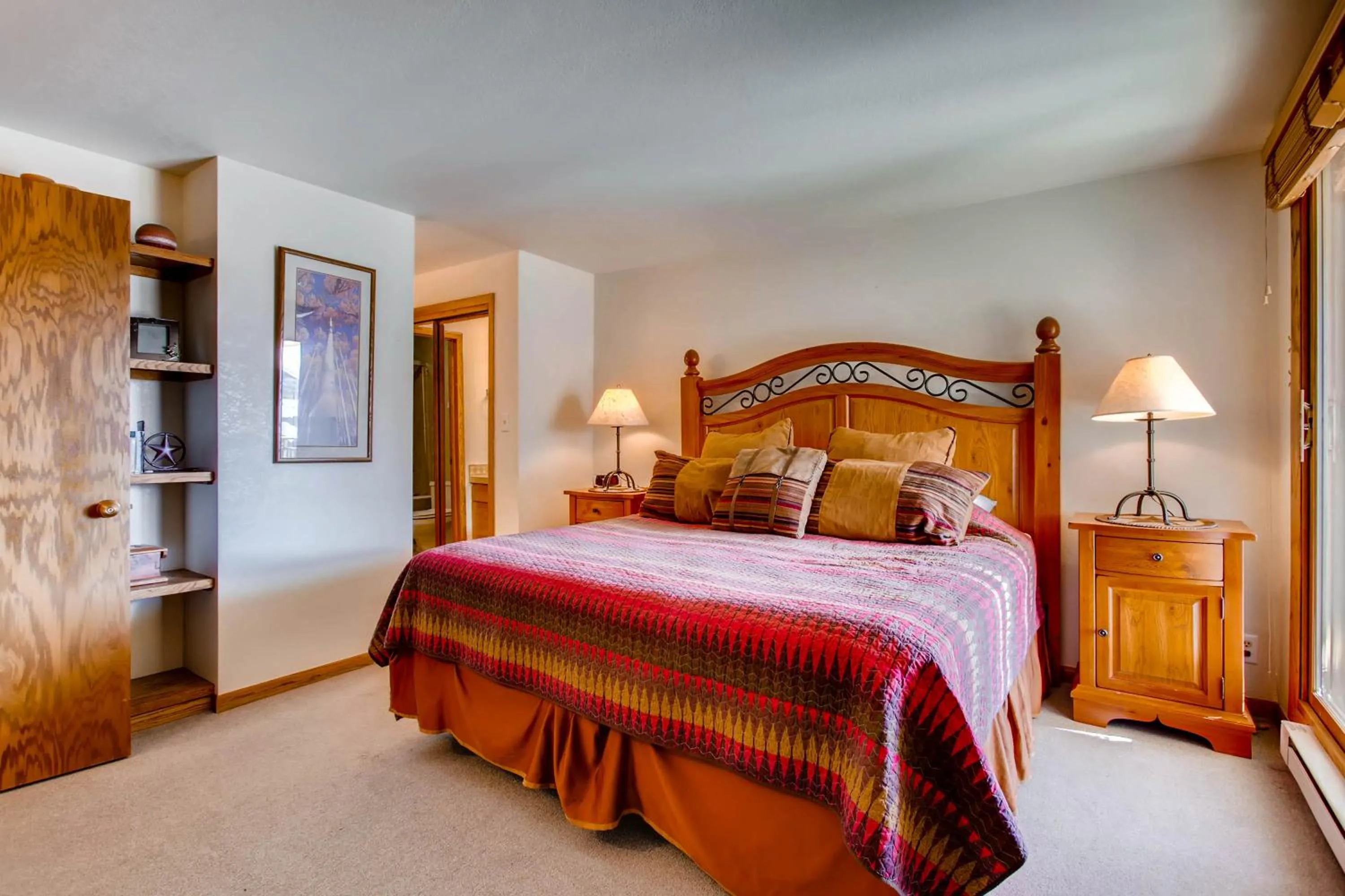 Bed in The Plaza Condominiums, A Vail Resorts Property