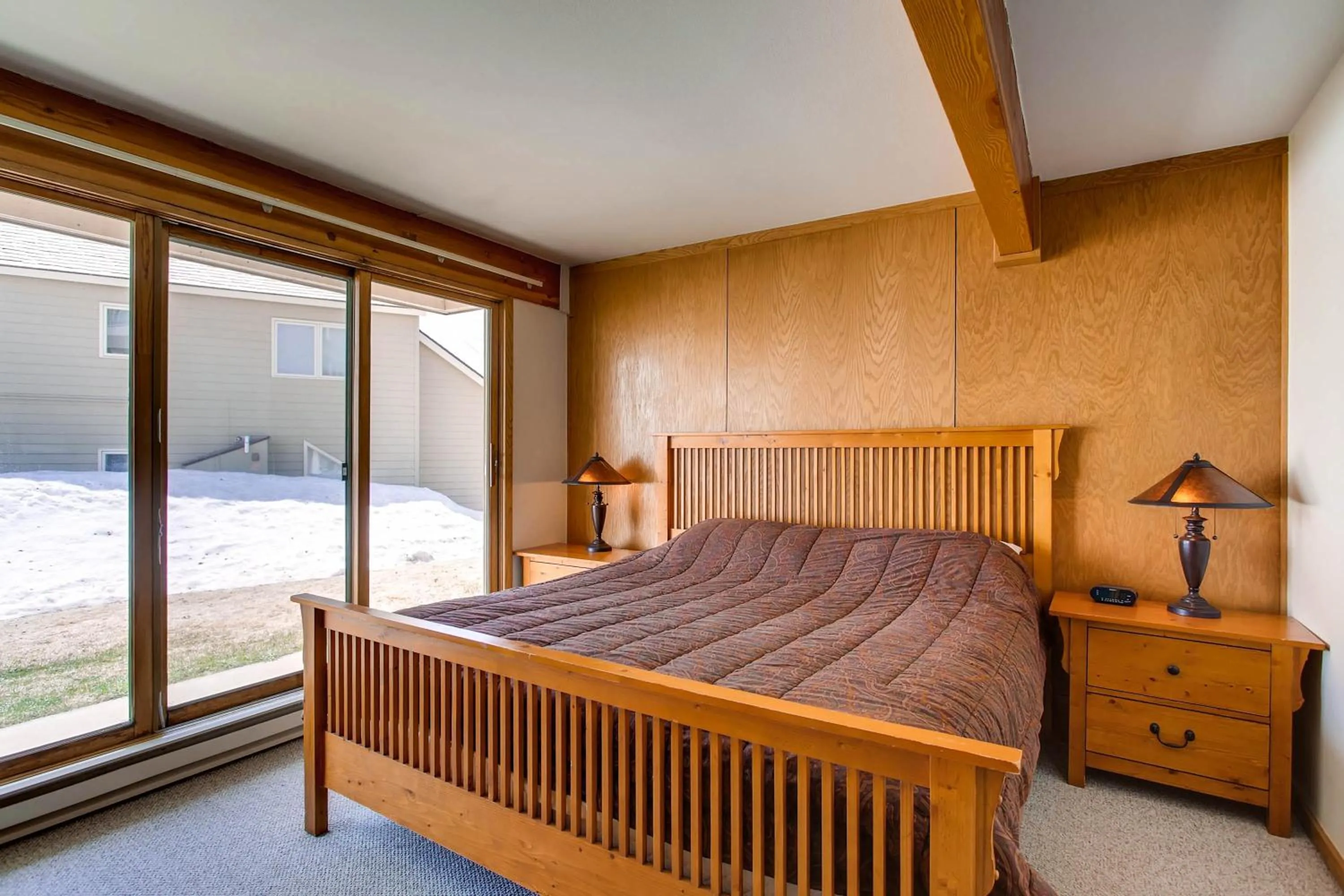 Bed in The Plaza Condominiums, A Vail Resorts Property