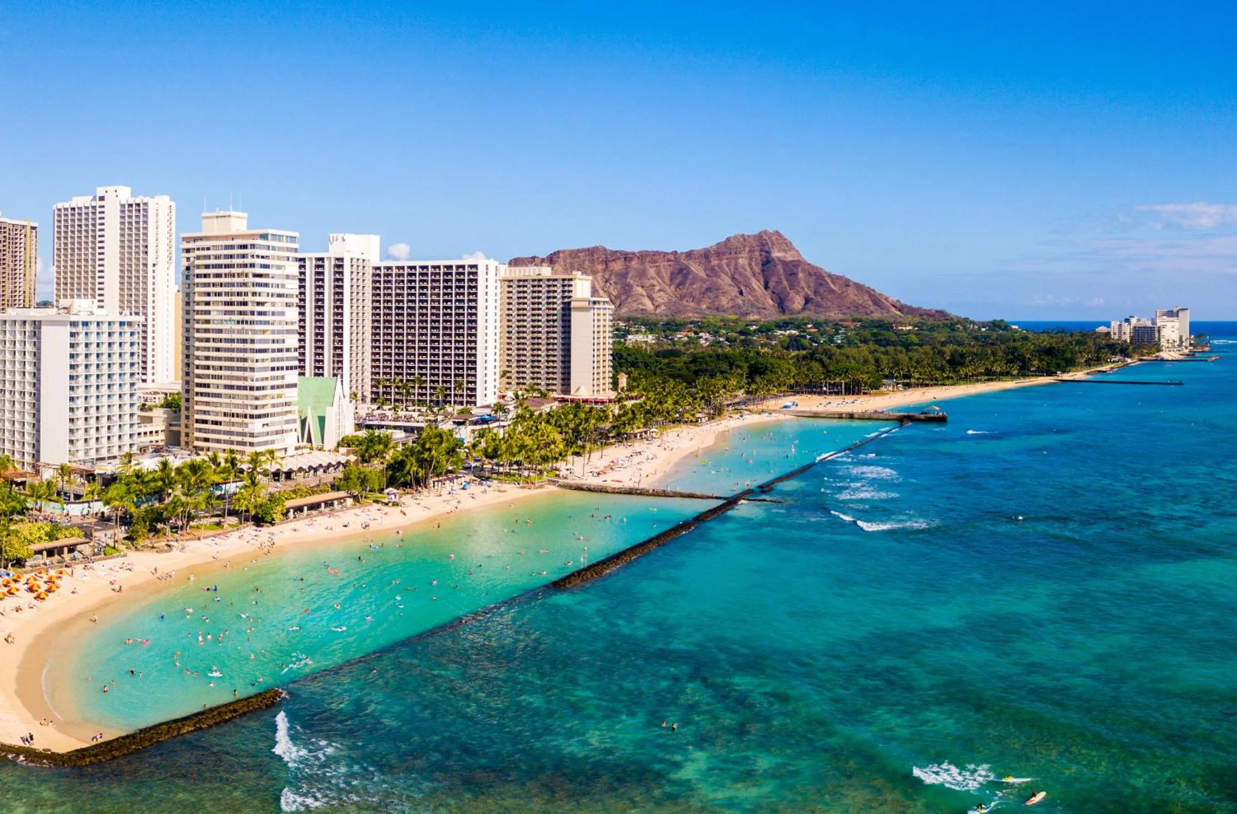 Beach in Waikiki Monarch Hotel