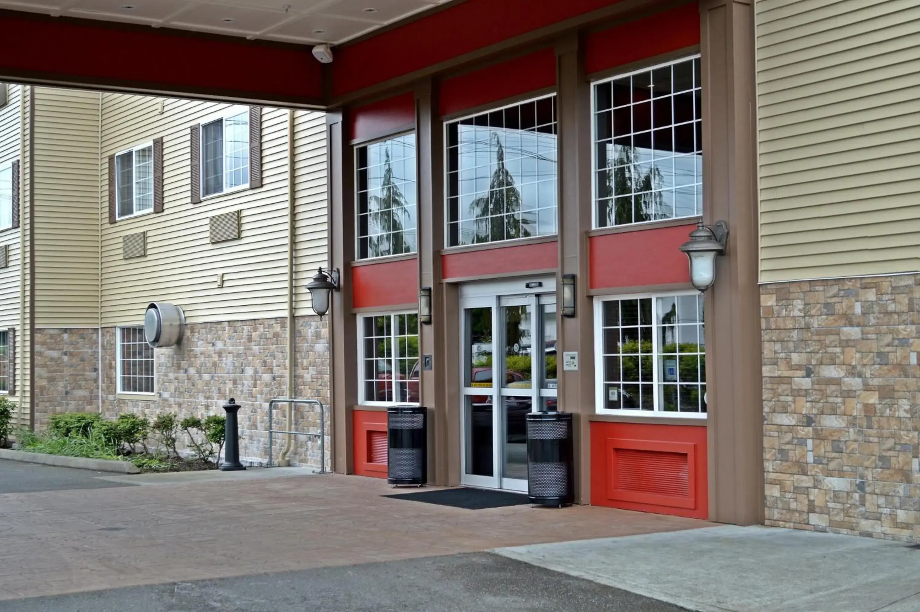 Facade/entrance in Baymont by Wyndham Kent - Seattle Facade/entrance in Baymont by Wyndham Kent - Seattle