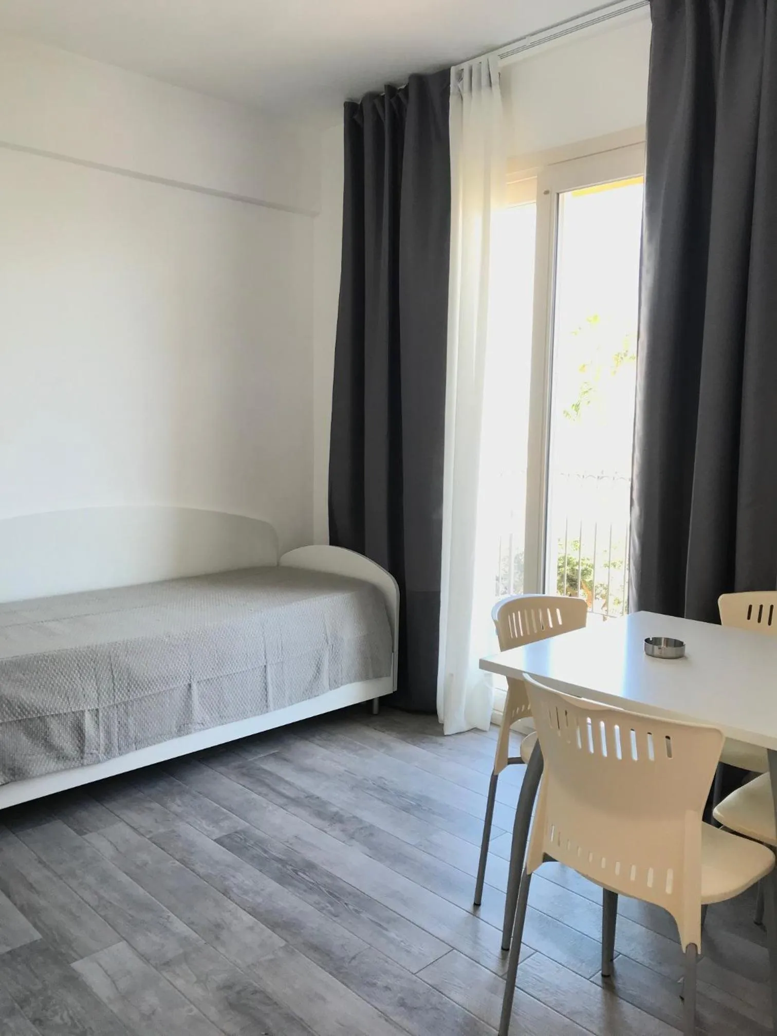 Living room, Bed in Andrea Case Vacanze L'Ancora