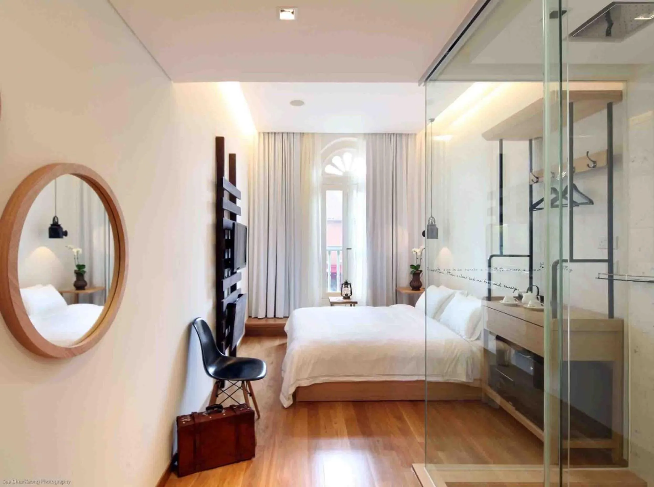 Photo of the whole room, Bed in Hotel Clover 769 North Bridge Road