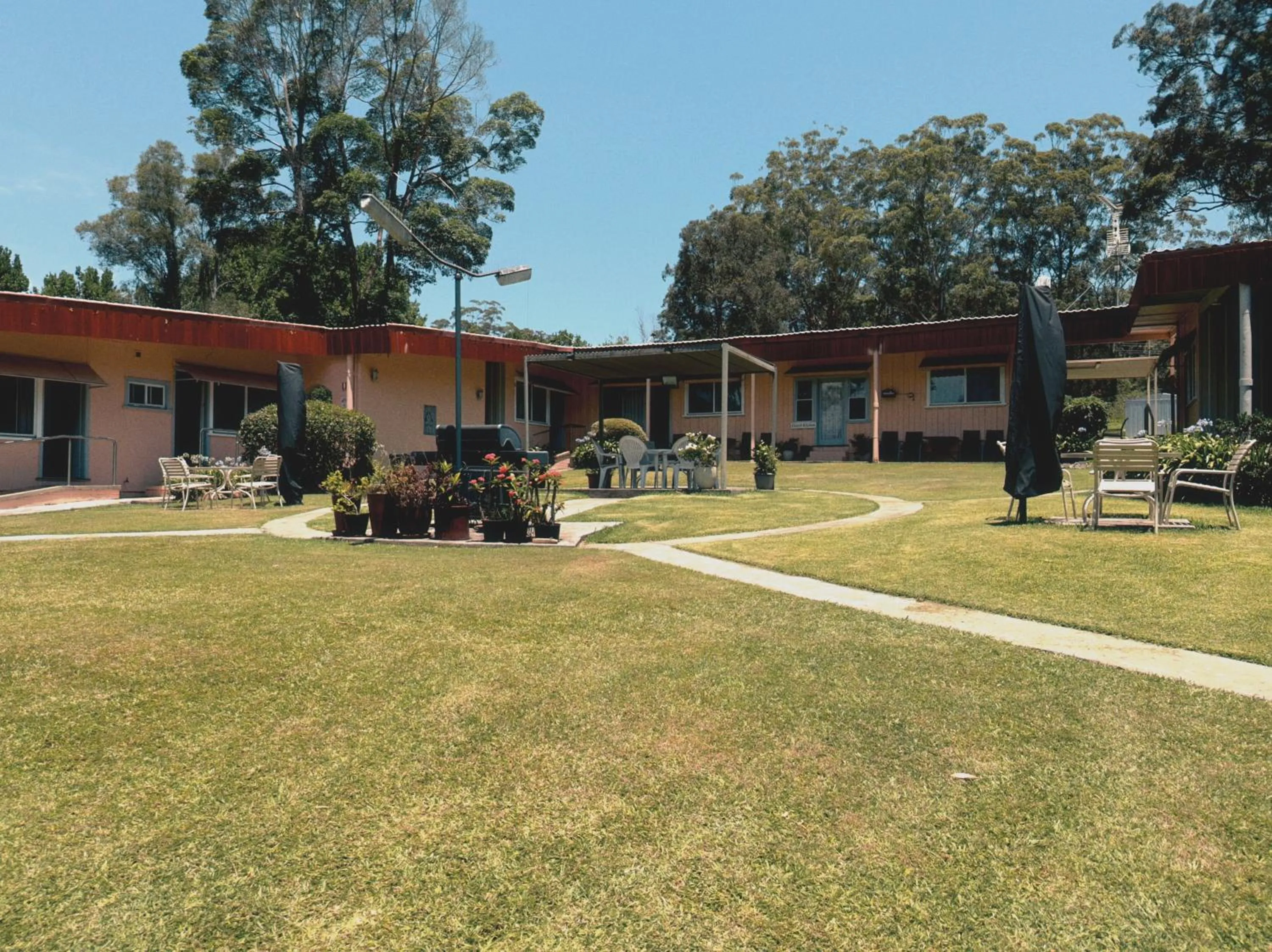 Property building in Major Innes Motel