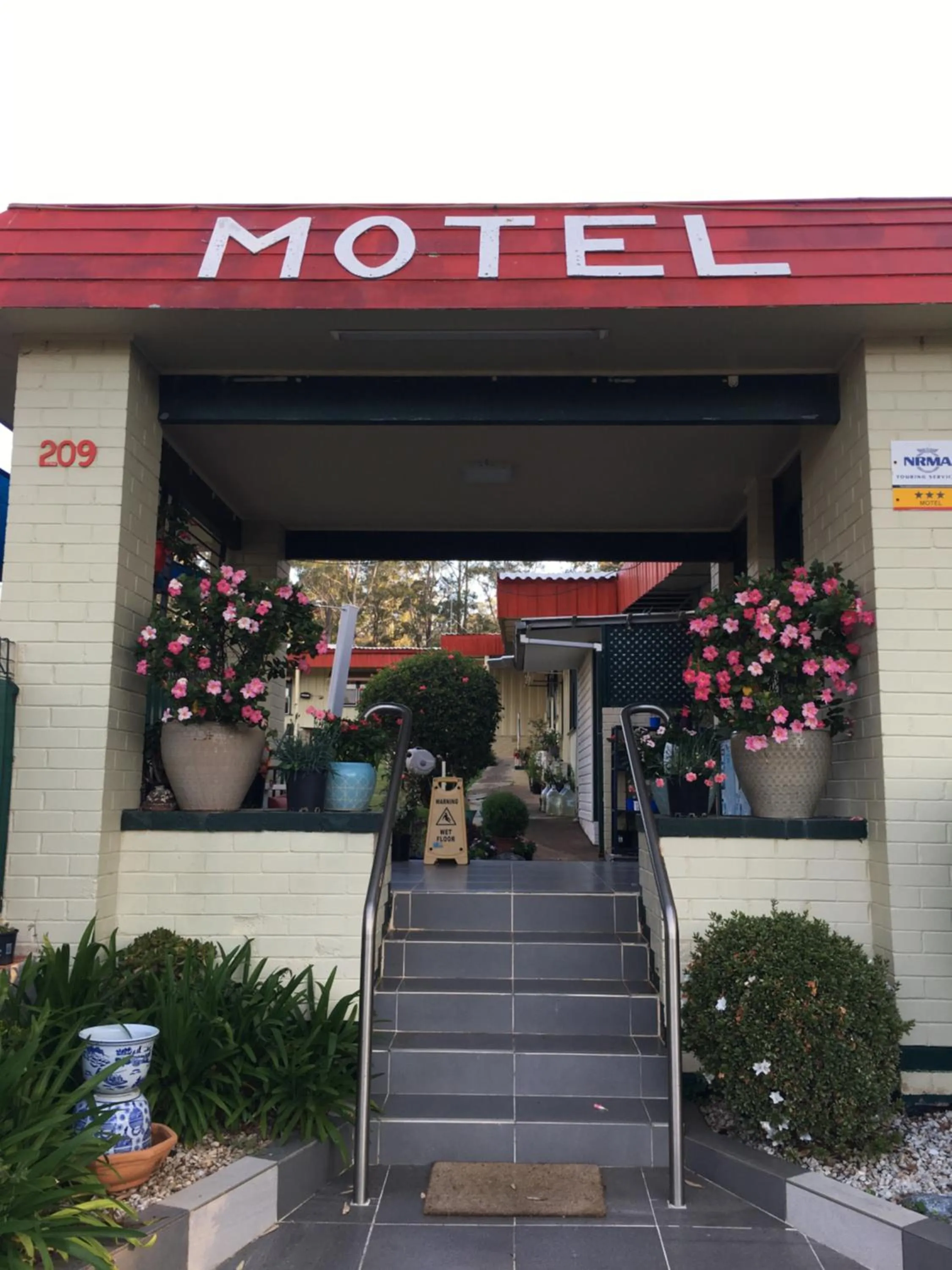 Major Innes Motel