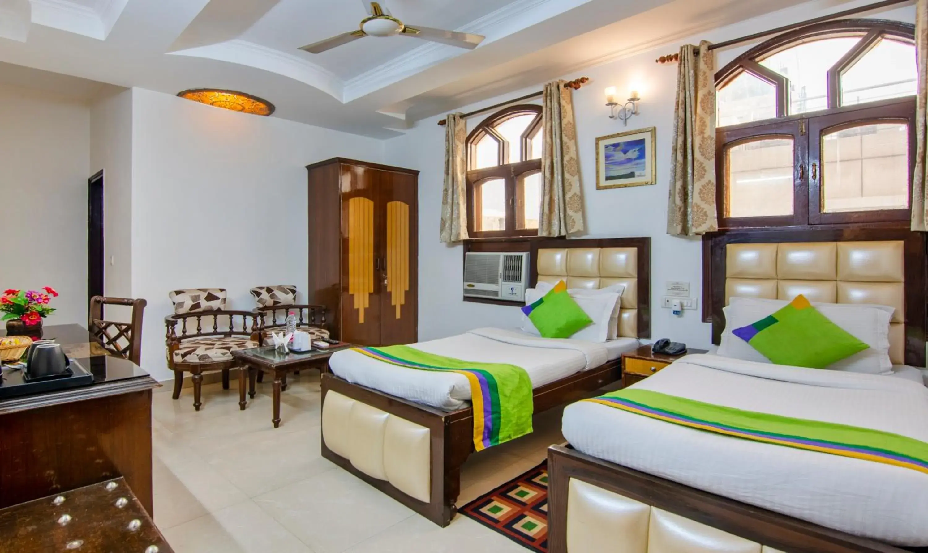 Bed in Treebo Paras International Bed in Treebo Paras International