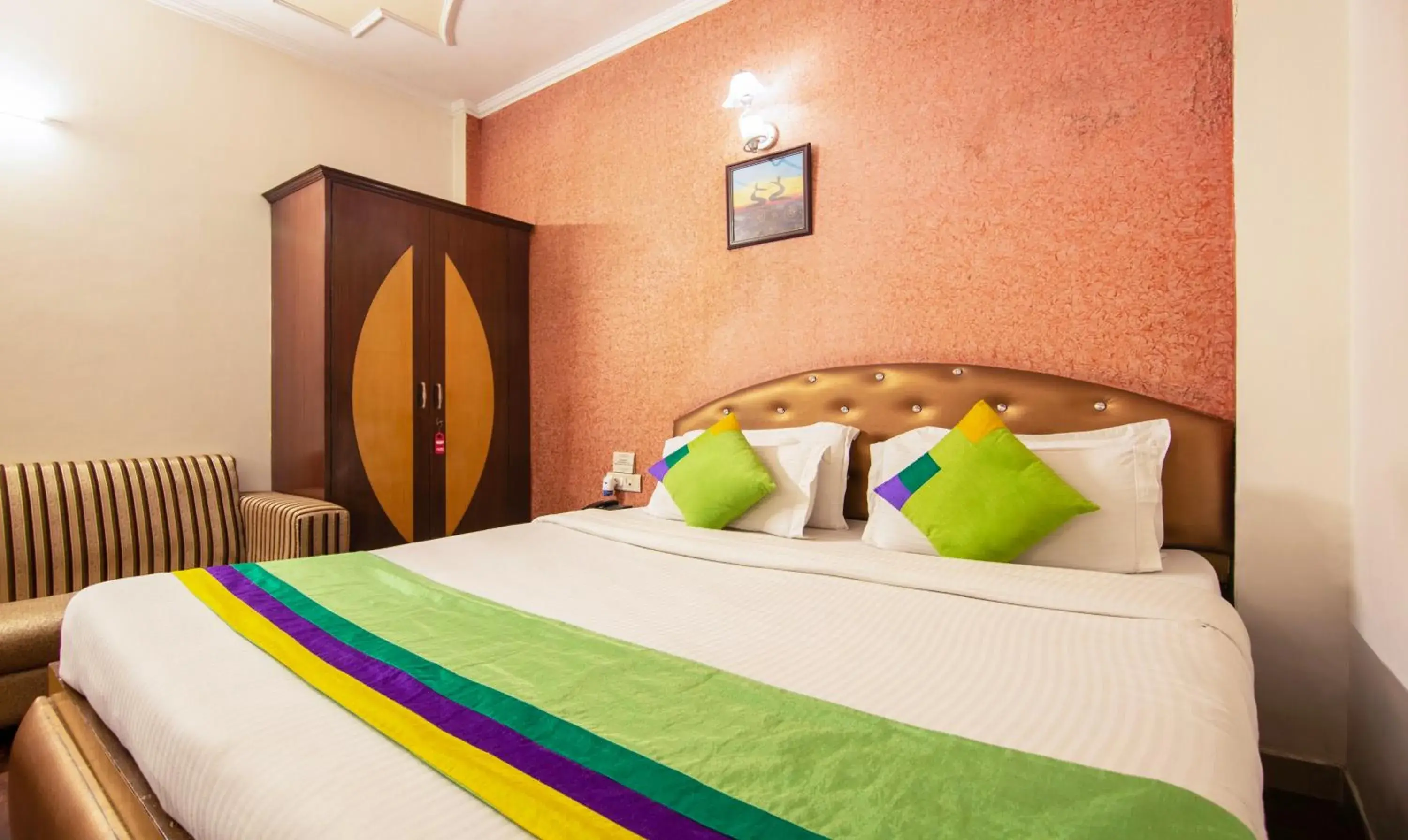 Deluxe Double Room - single occupancy in Treebo Paras International Deluxe Double Room - single occupancy in Treebo Paras International