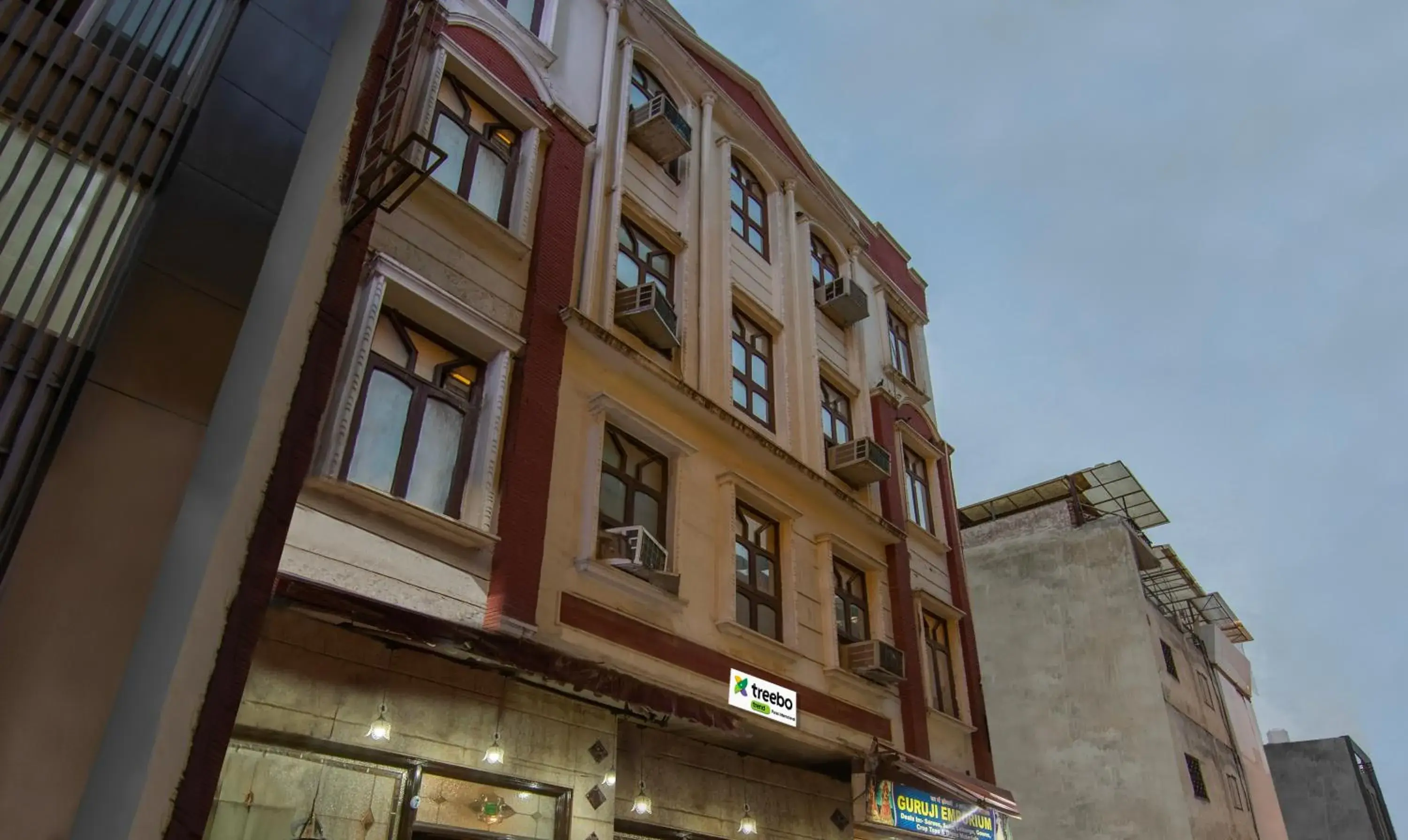 Facade/entrance in Treebo Paras International Facade/entrance in Treebo Paras International