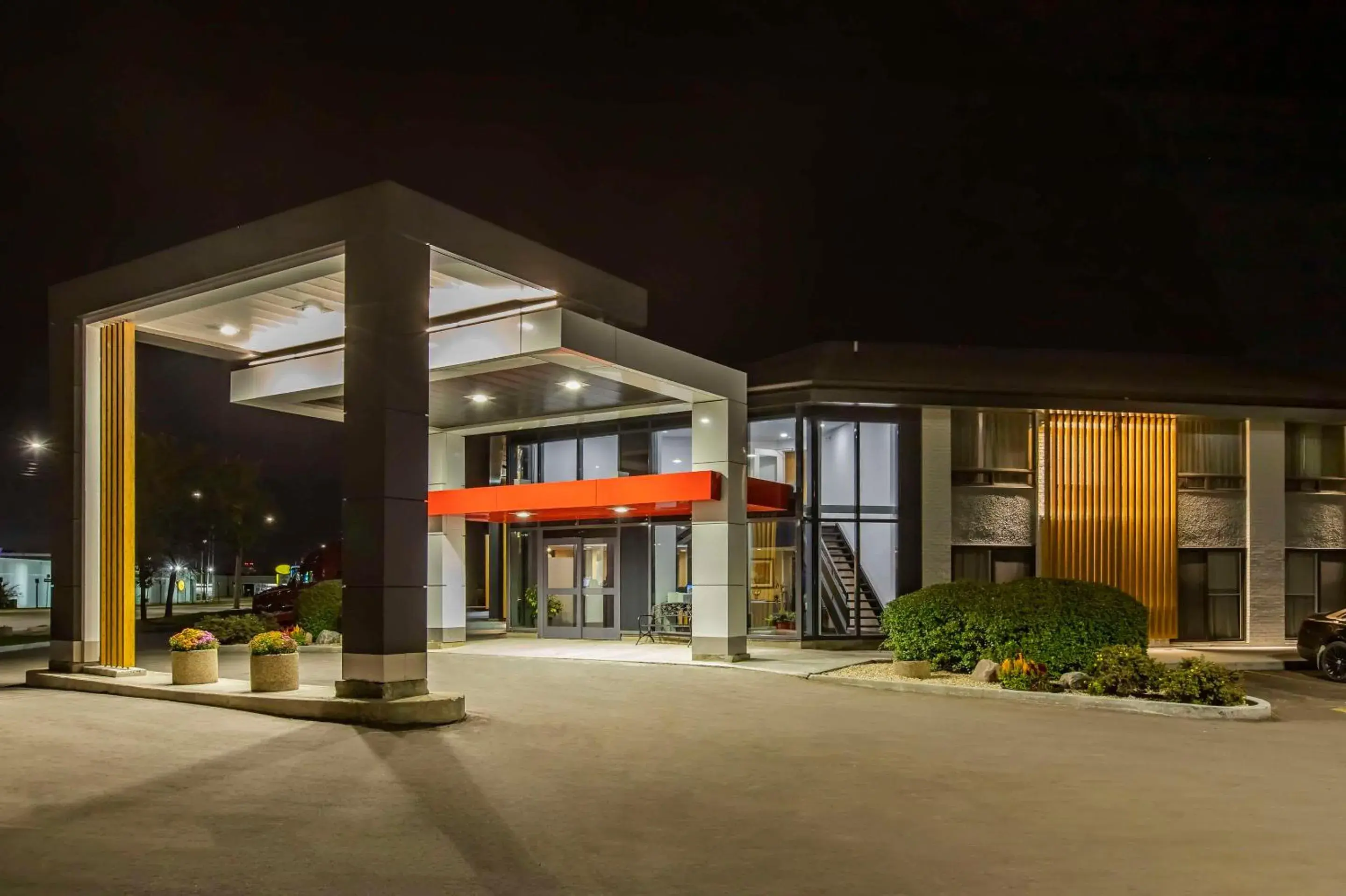 Property building in Comfort Inn South Property building in Comfort Inn South