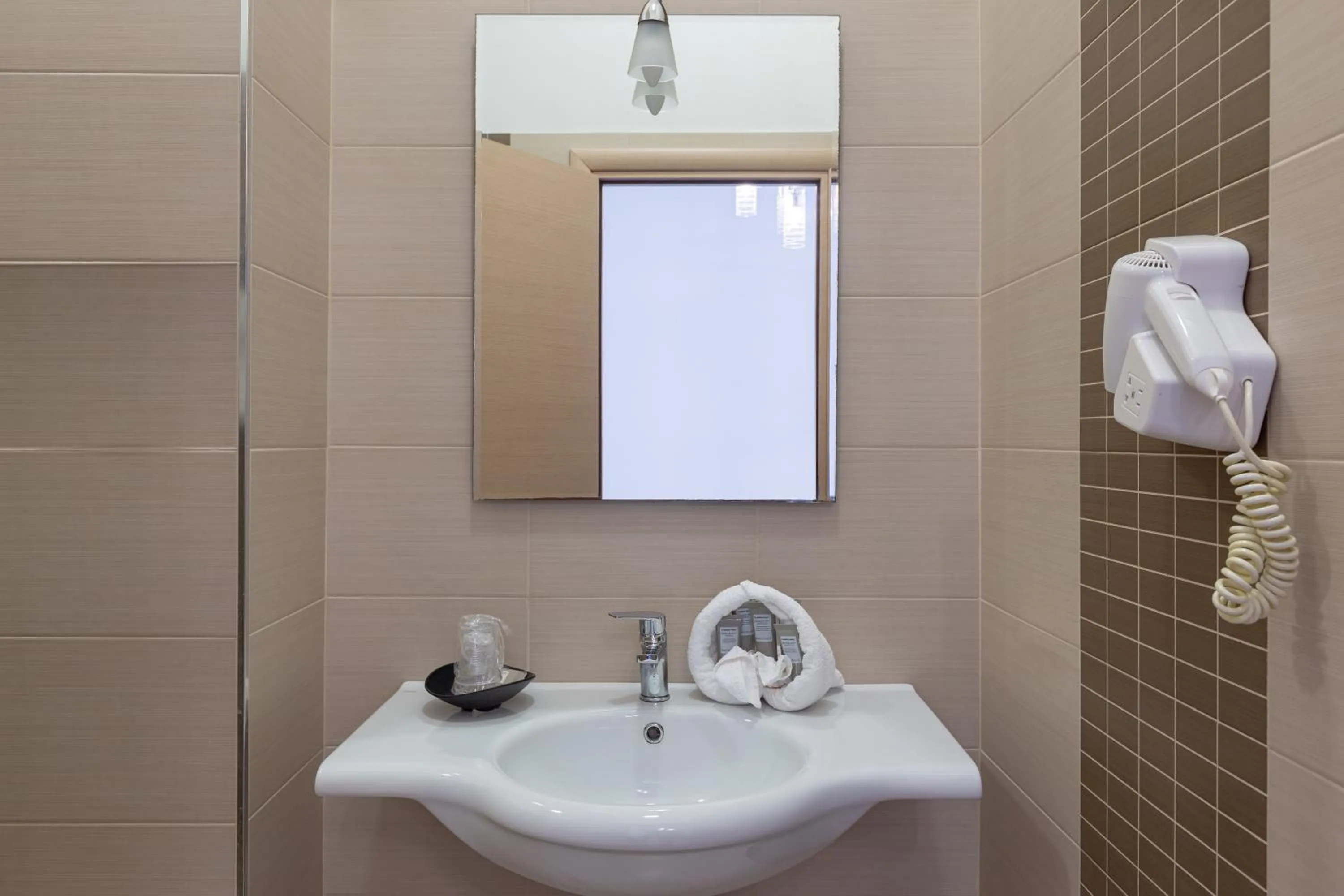 Toilet in diVino Hotel