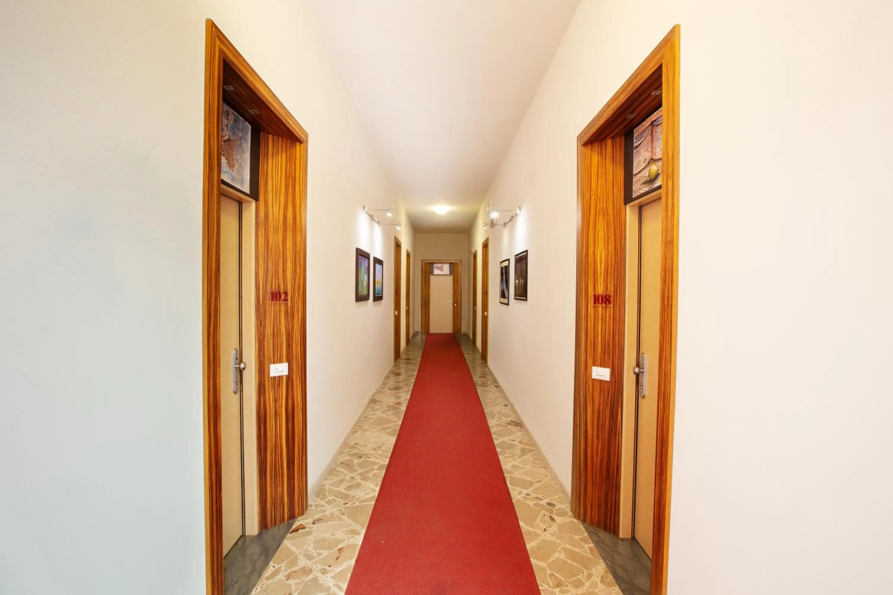 Decorative detail in diVino Hotel