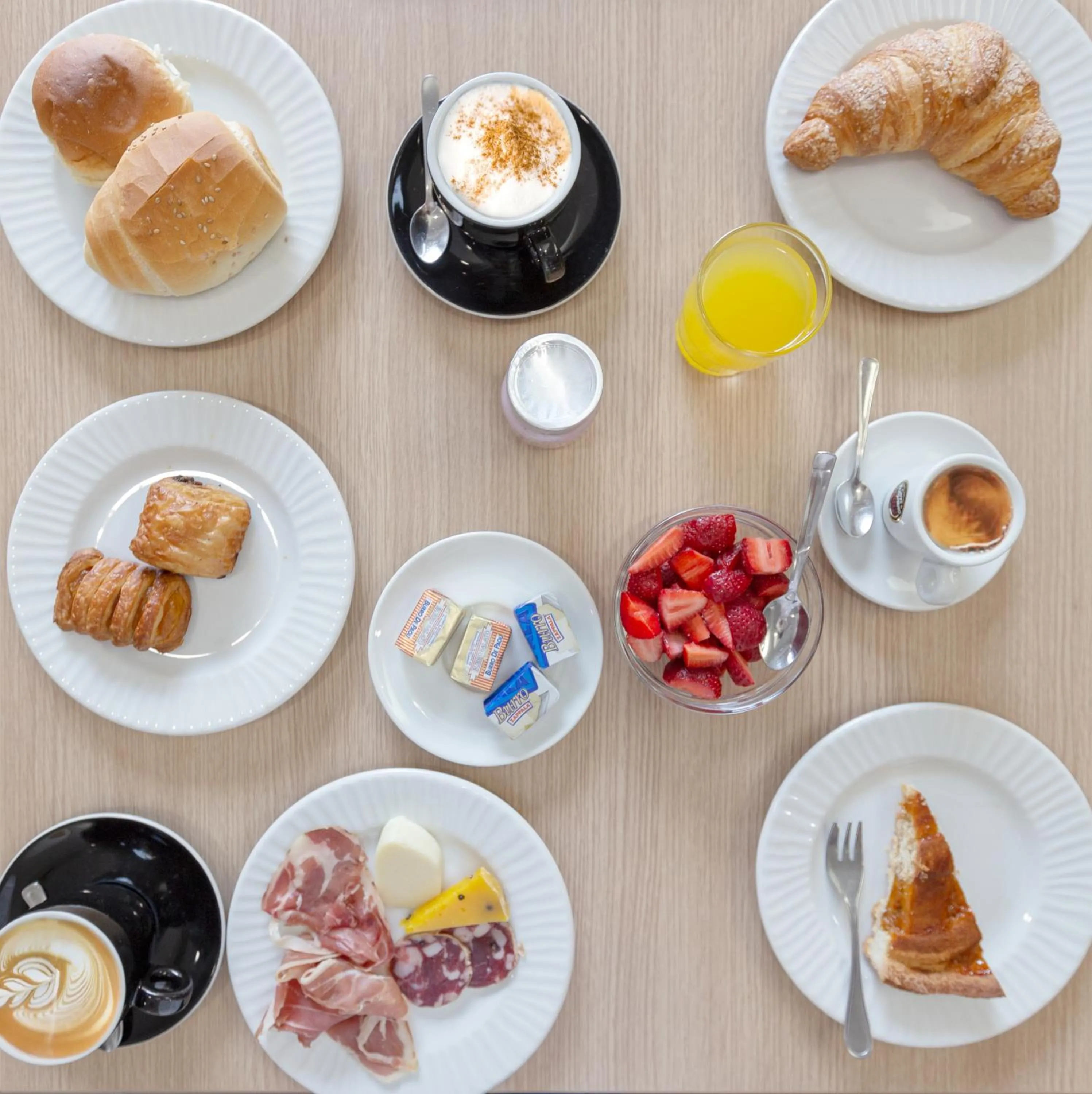 Buffet breakfast in diVino Hotel