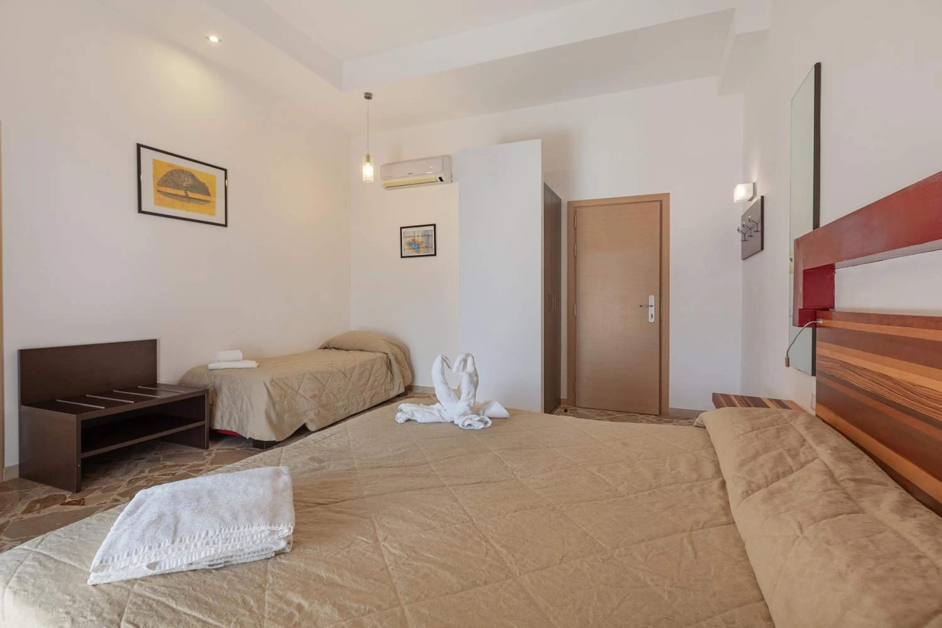 Bedroom, Bed in diVino Hotel