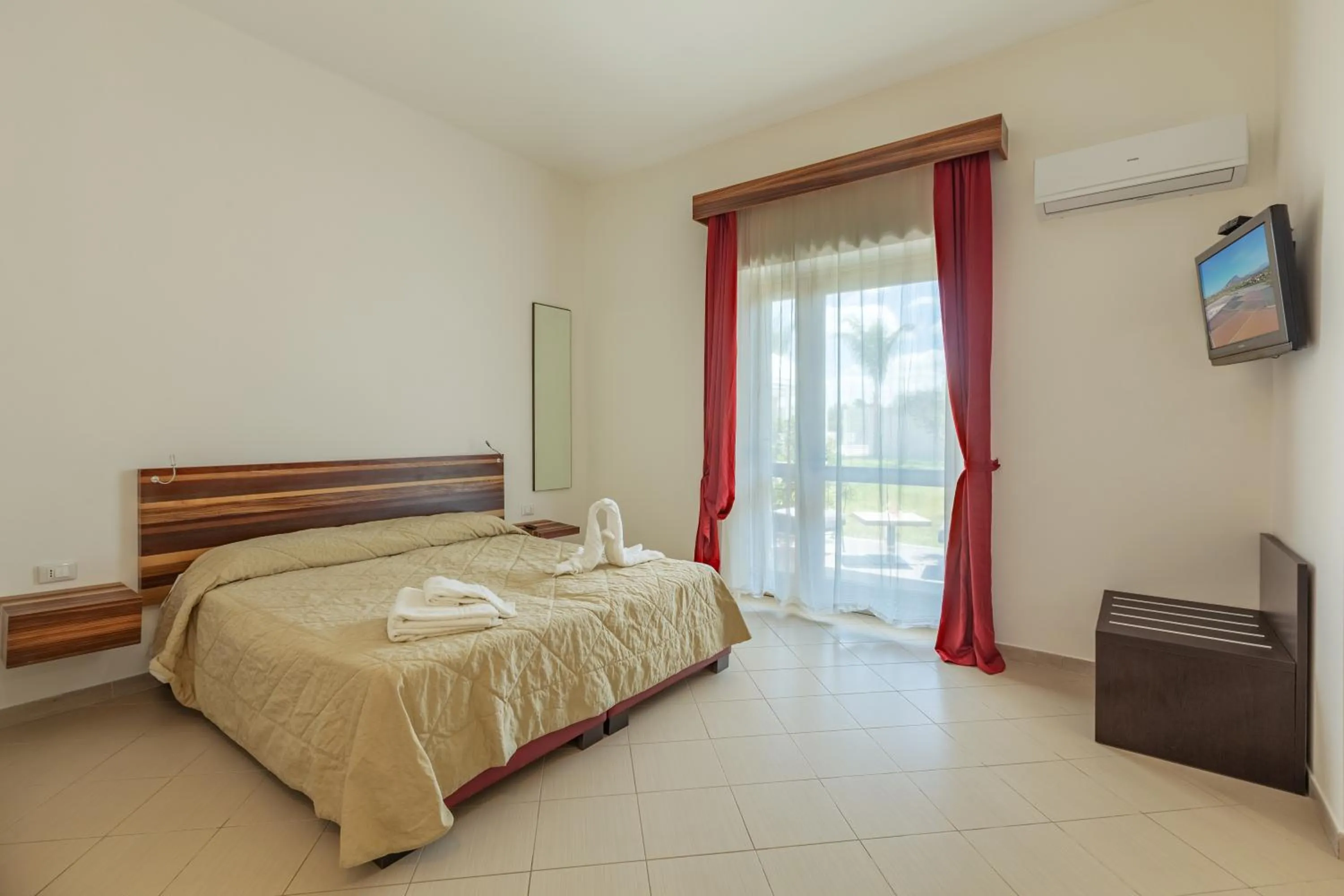 Bedroom, Bed in diVino Hotel