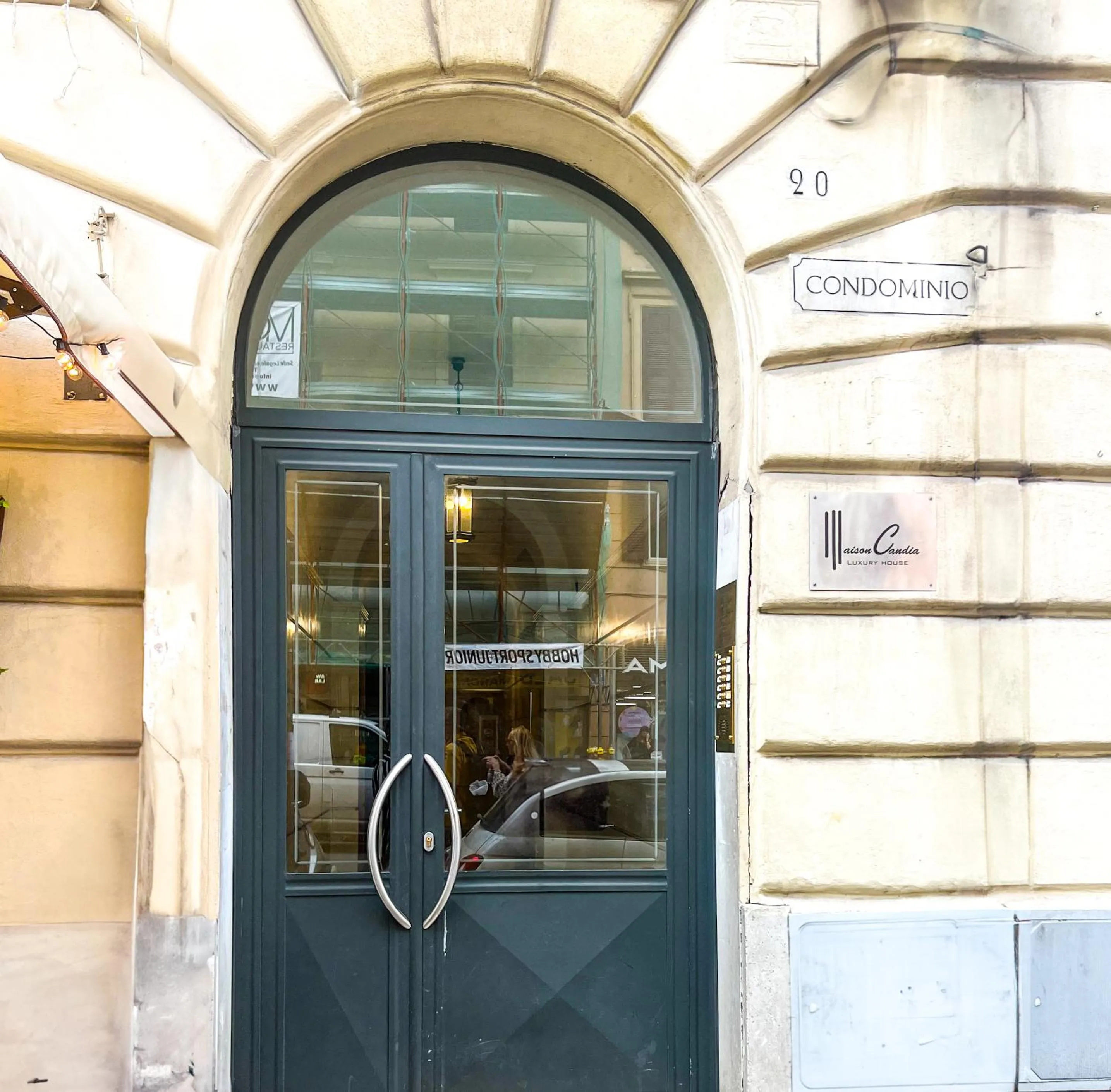 Facade/entrance in Maison Candia Luxury House