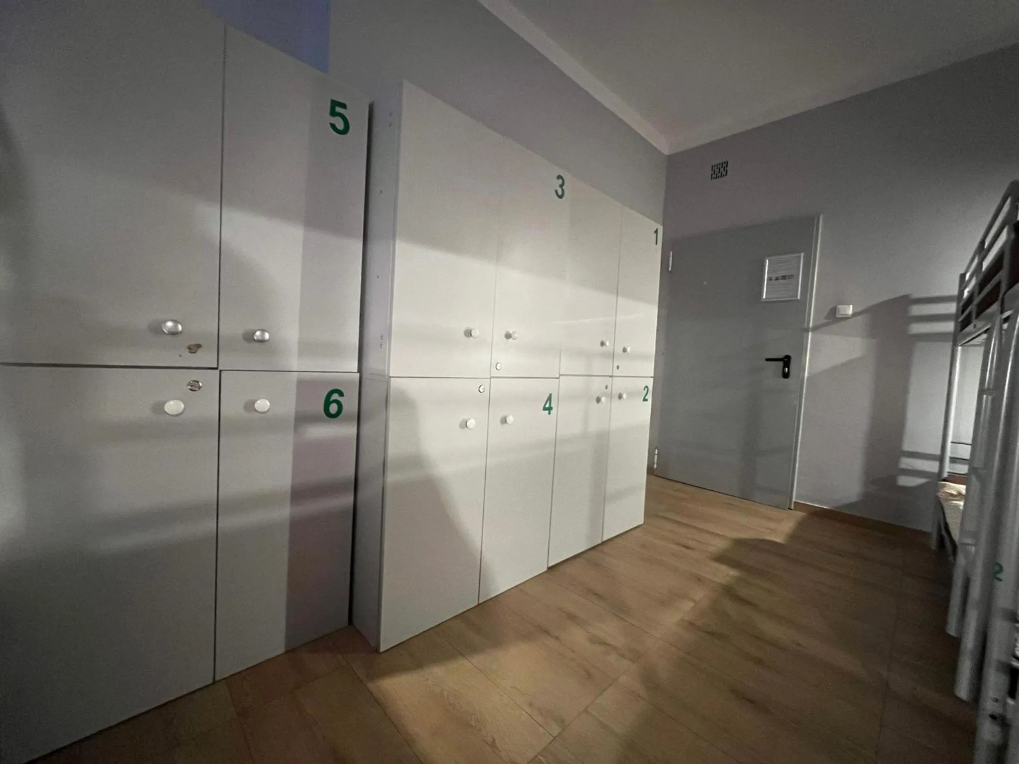 wardrobe in Jasna Hostelik self check-in