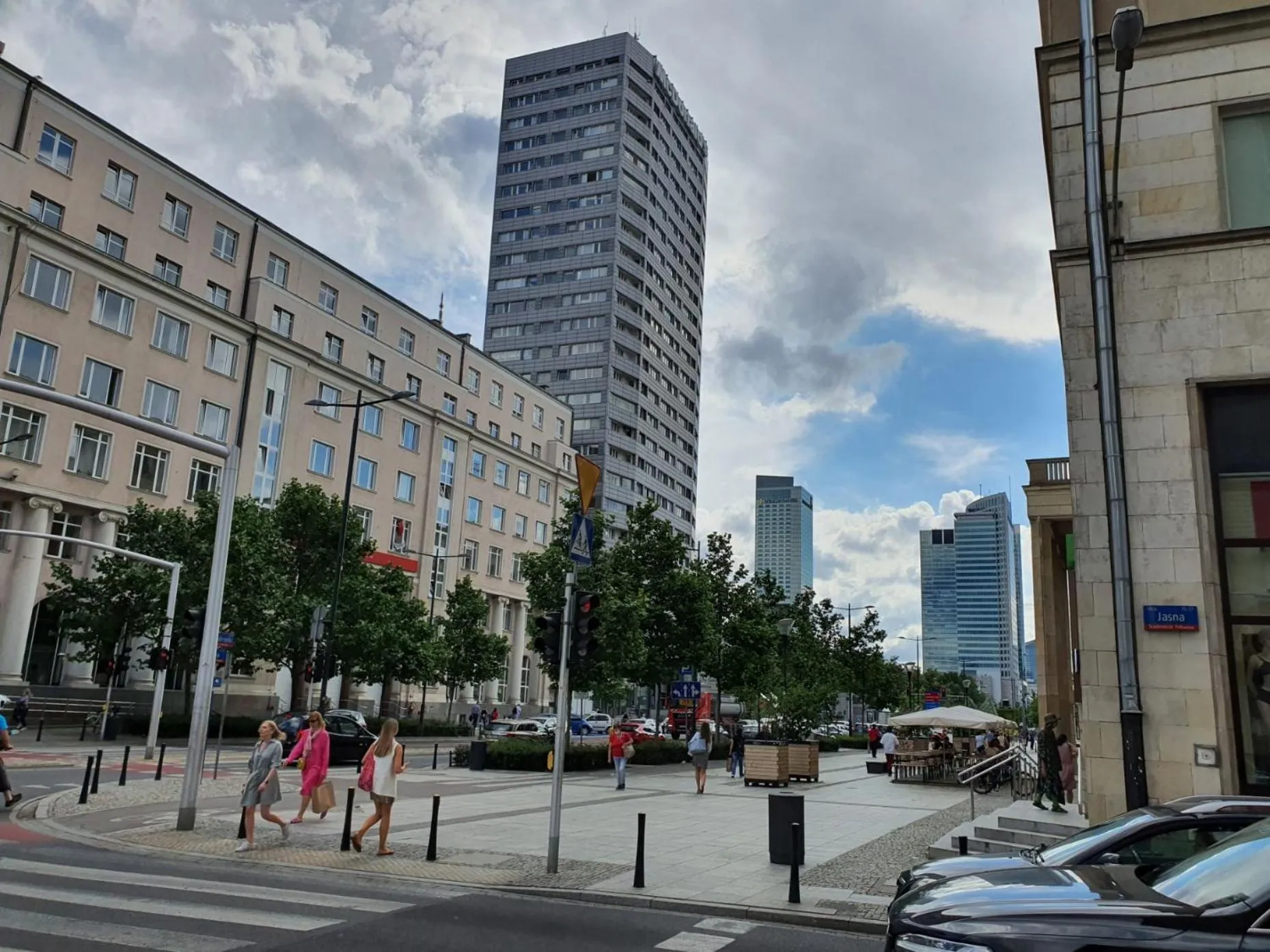 Property building in Jasna Hostelik self check-in