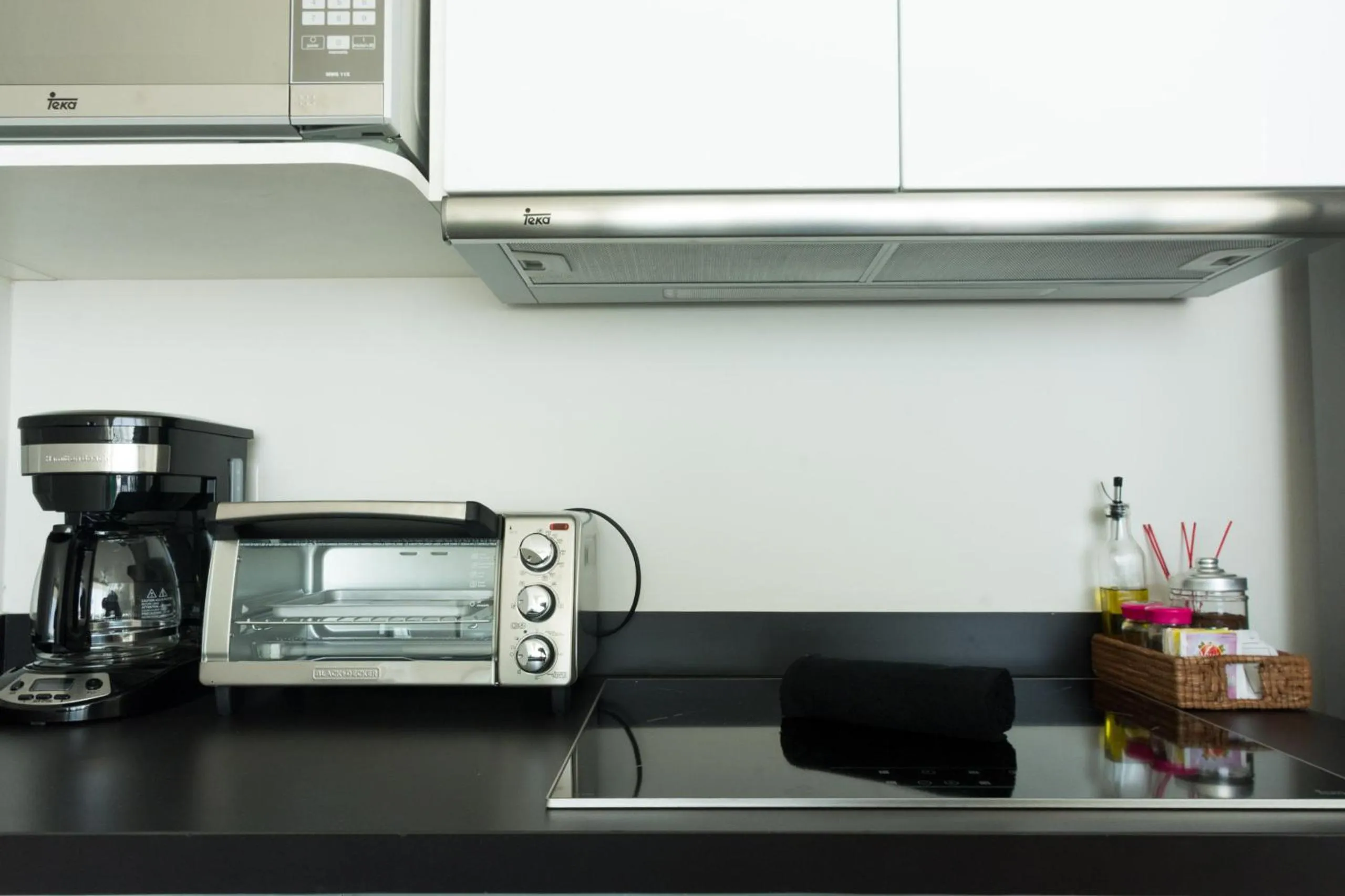 Kitchen or kitchenette in Tropic Playa Apartments