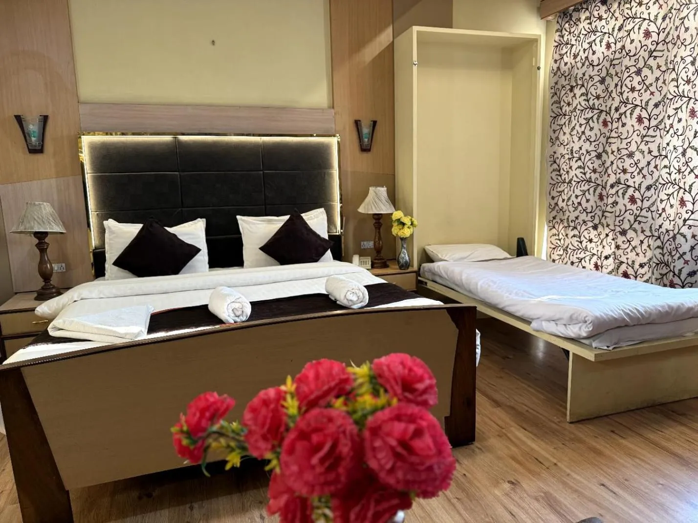 Bed in Hotel New Mamta