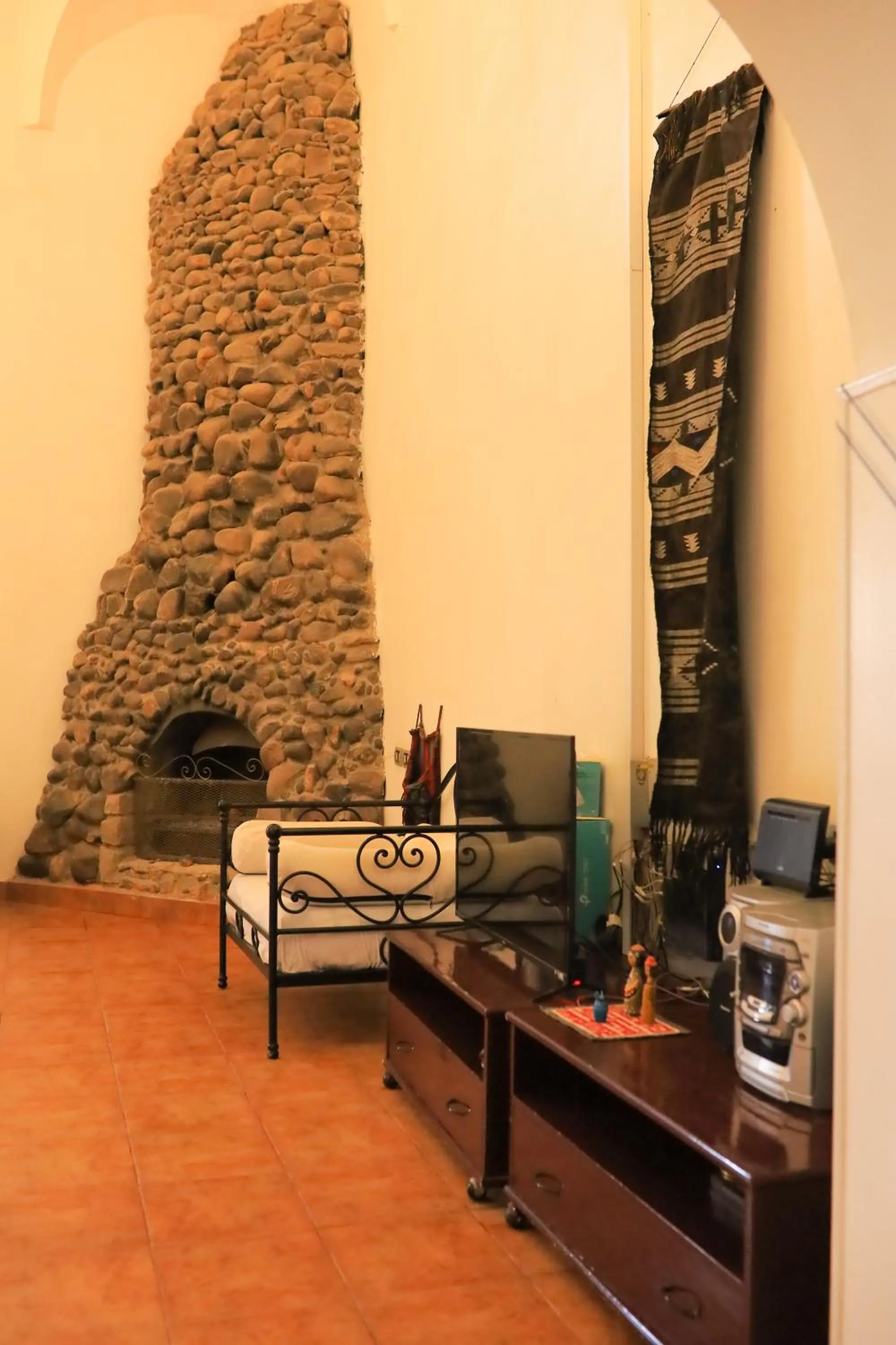 Communal lounge/ TV room in Nubian Holiday House Aswan