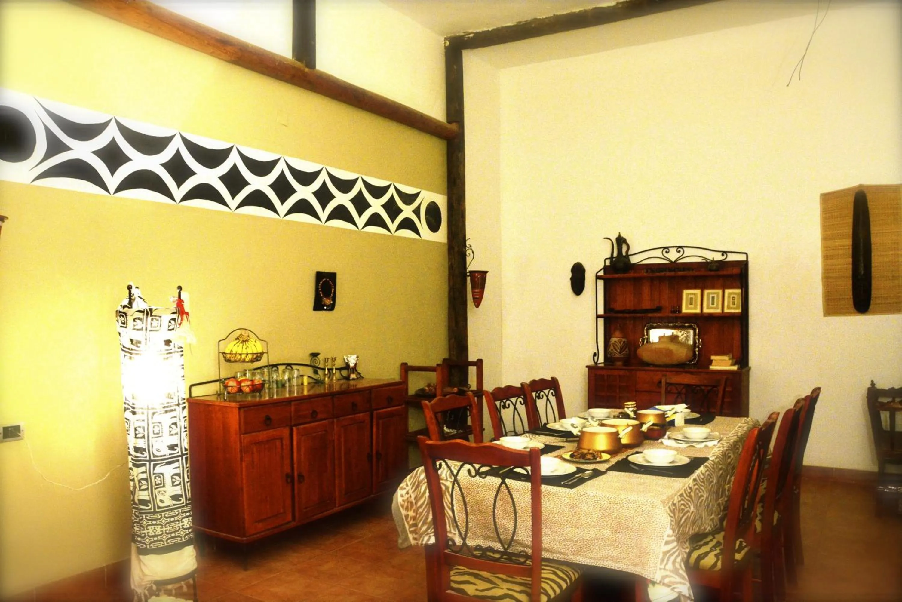 Restaurant/places to eat in Nubian Holiday House Aswan