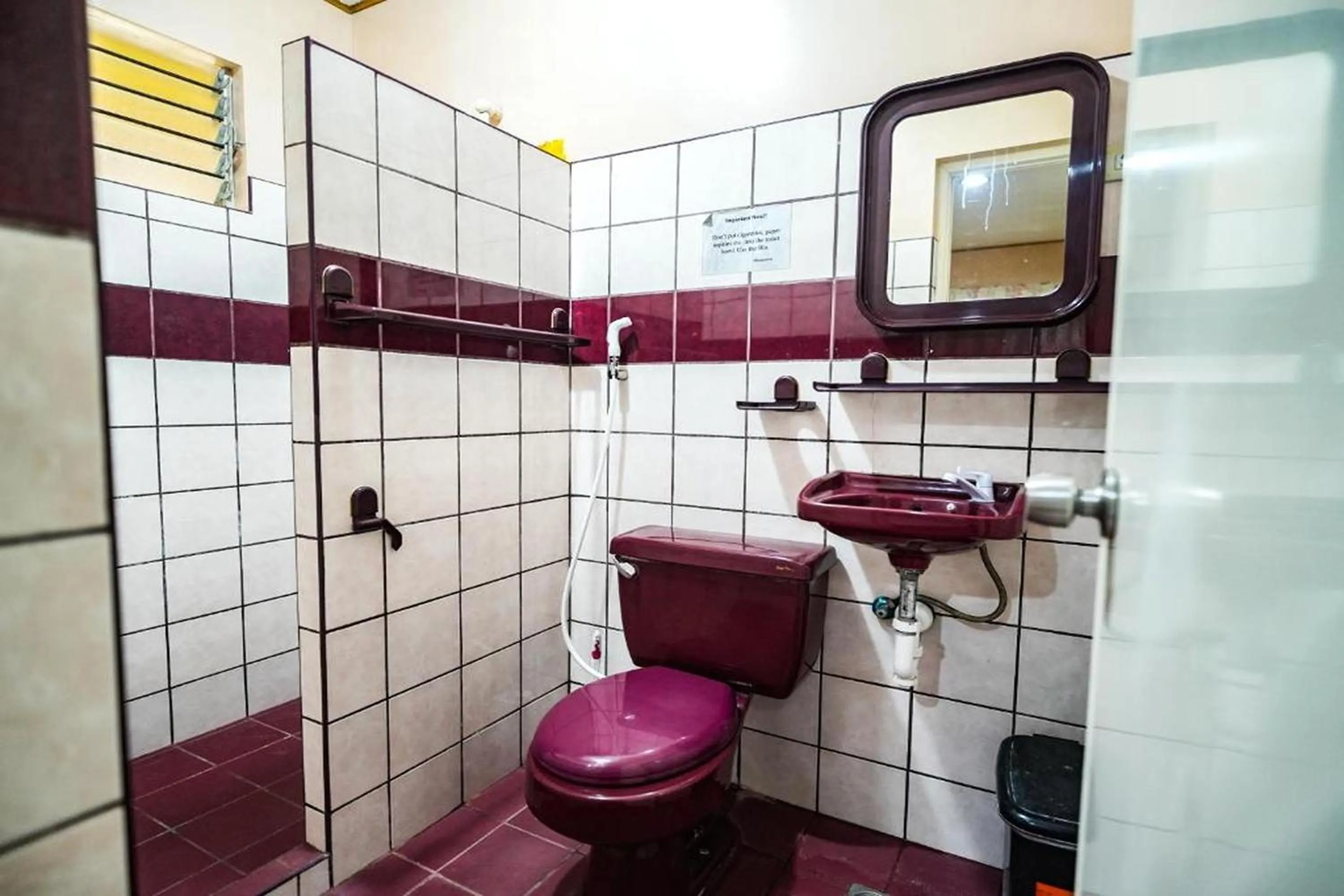 Bathroom in Gracias Inn Boracay