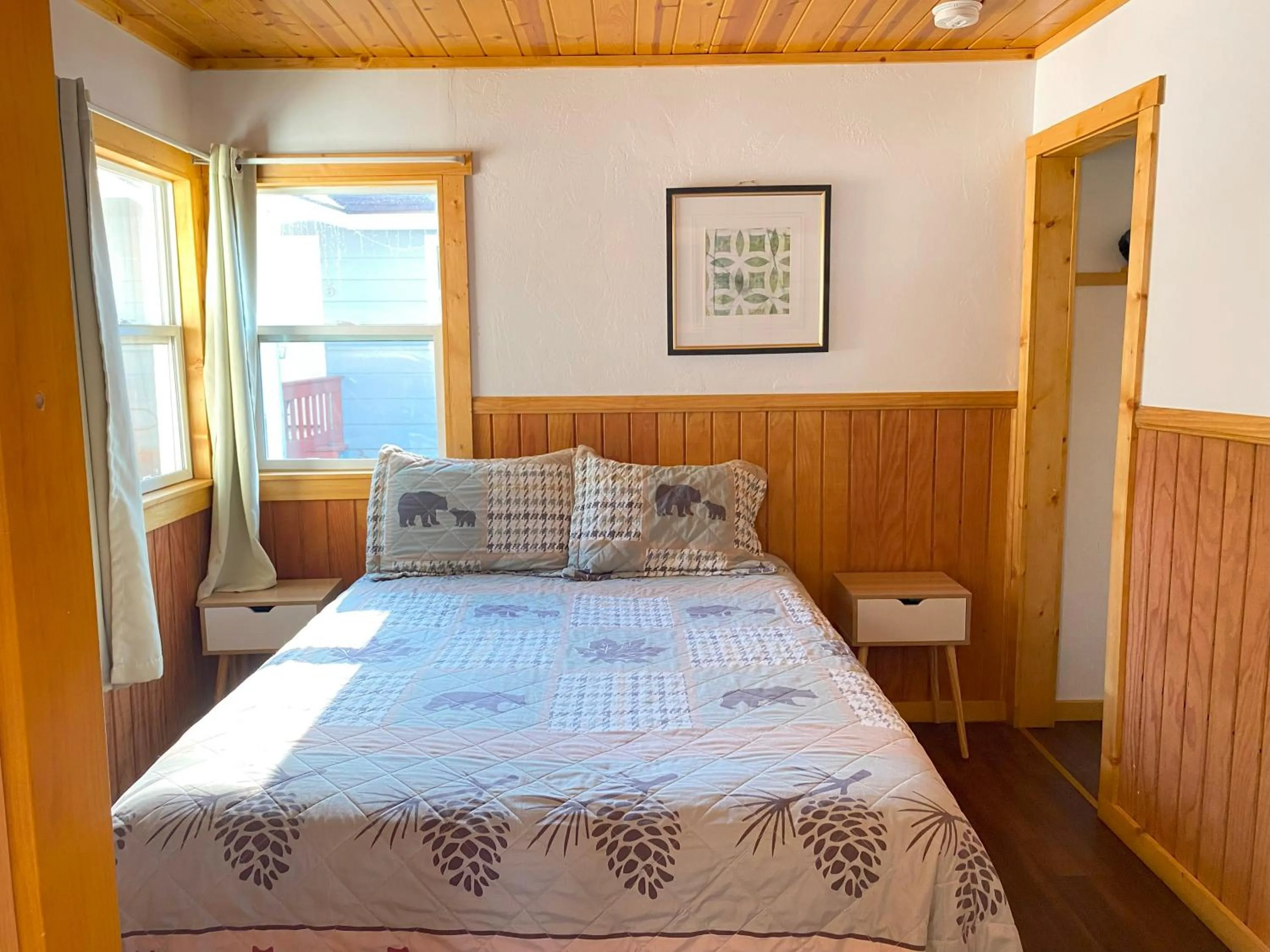 Bed in Blue Horizon Lodge