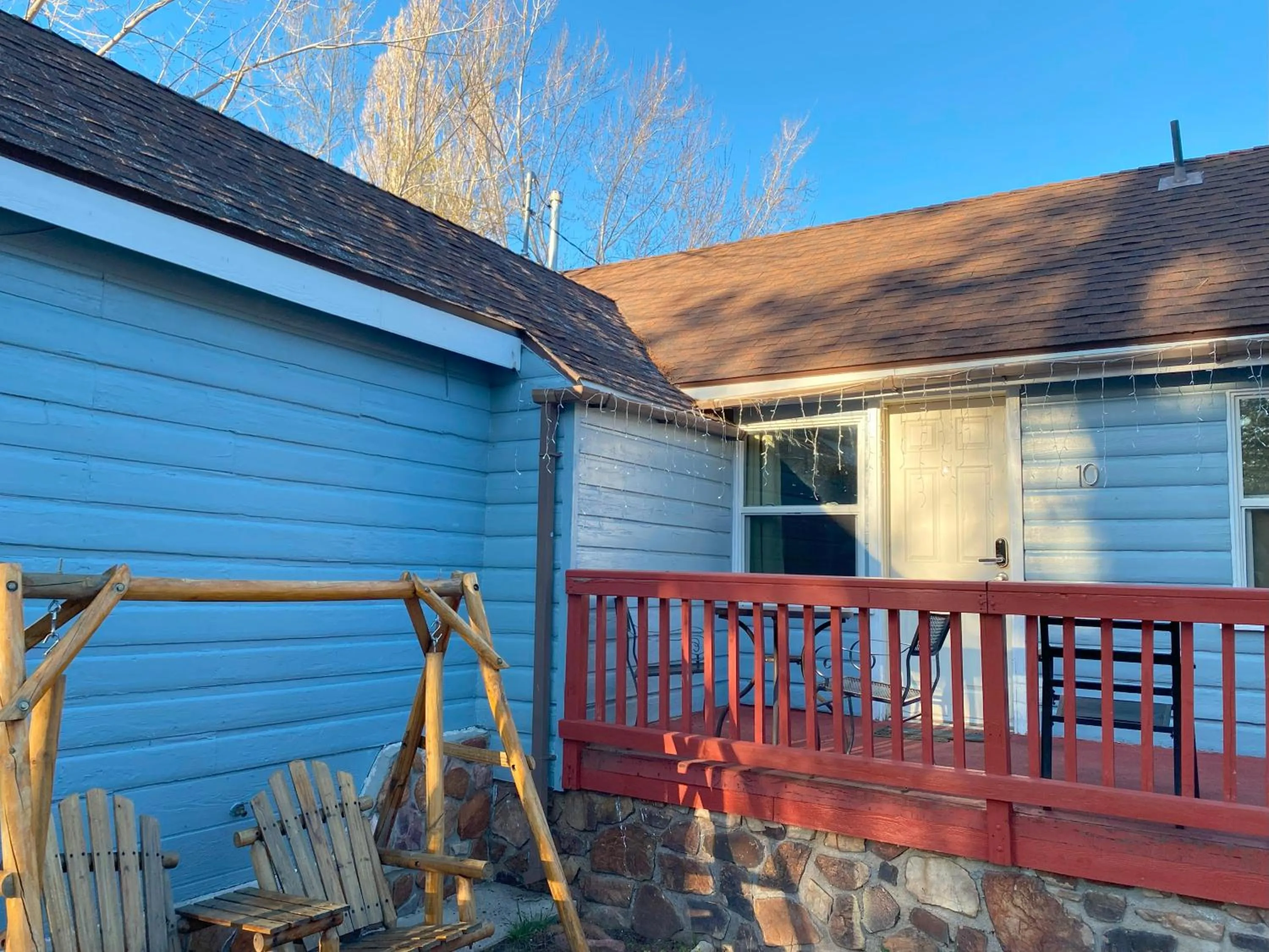 Facade/entrance in Blue Horizon Lodge