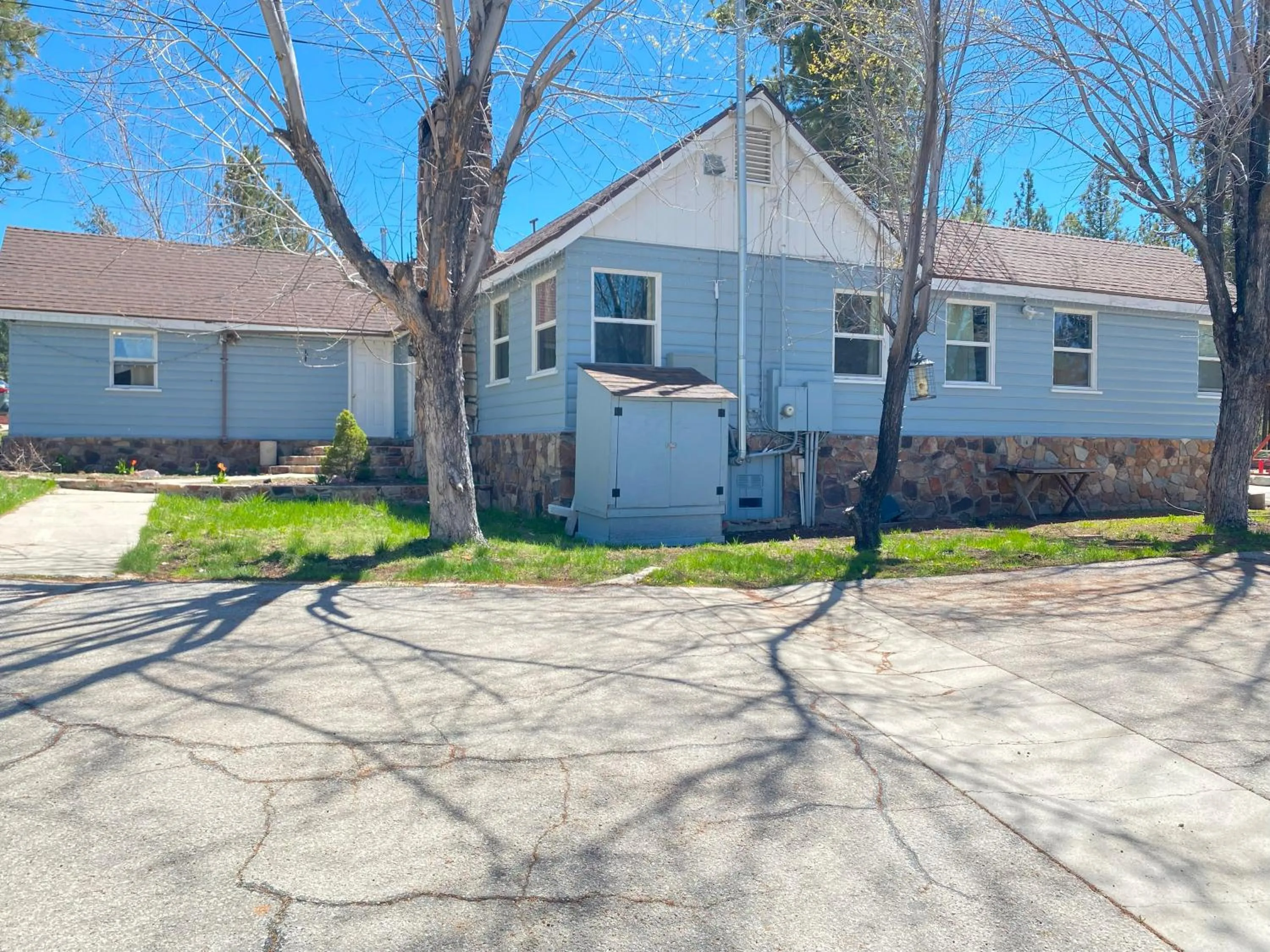 Parking in Blue Horizon Lodge
