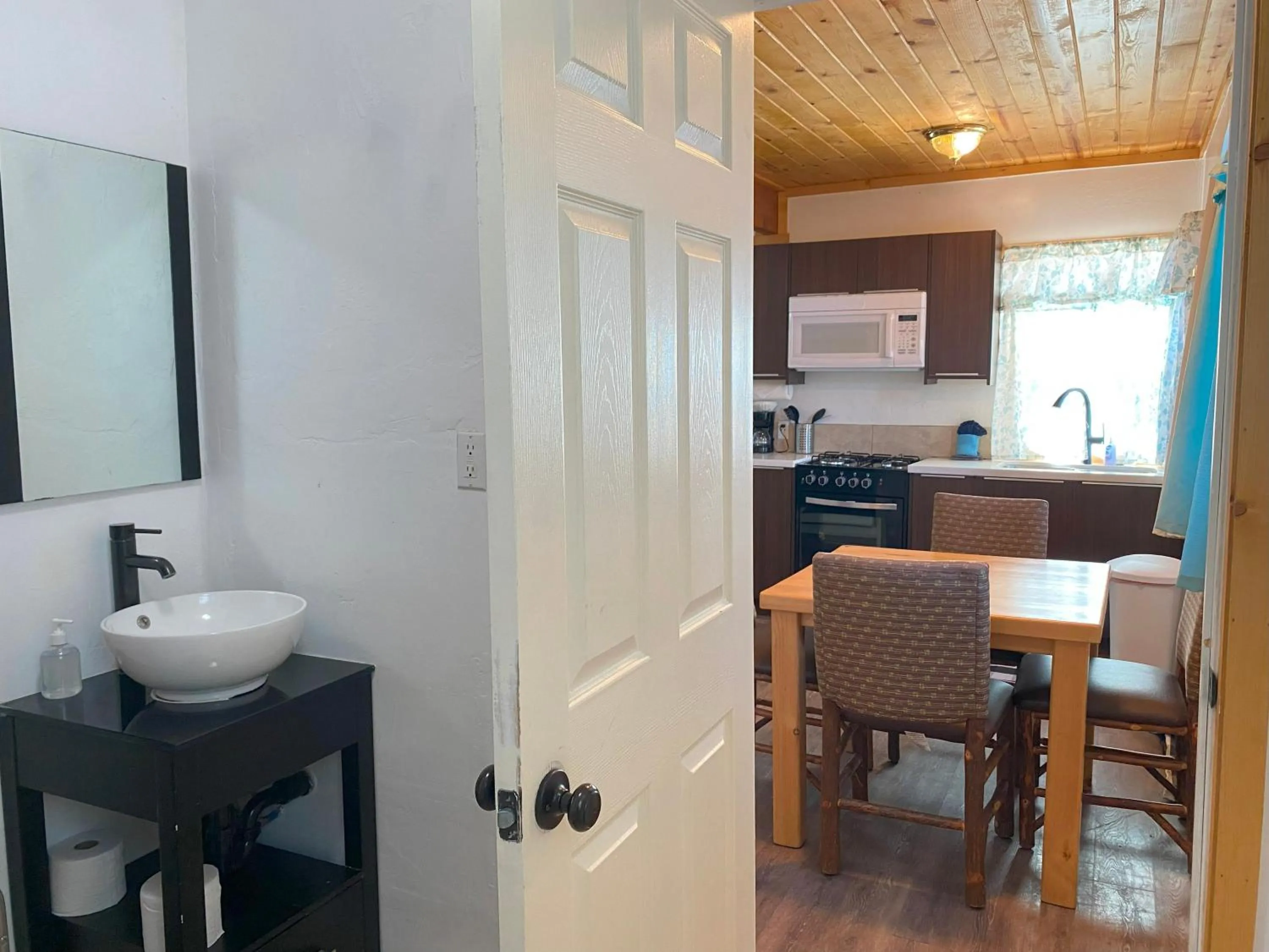 Bathroom in Blue Horizon Lodge