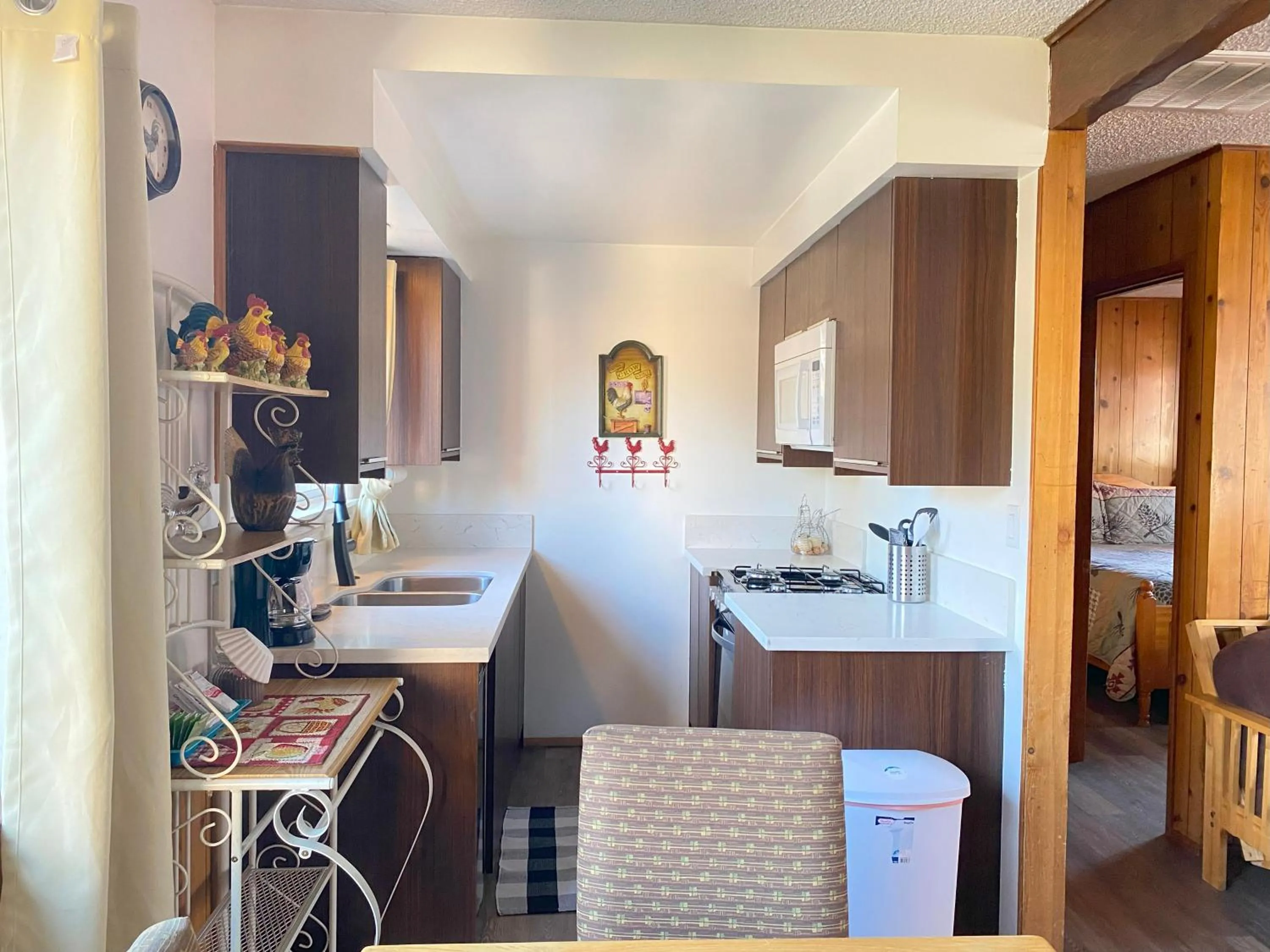 Coffee/tea facilities in Blue Horizon Lodge