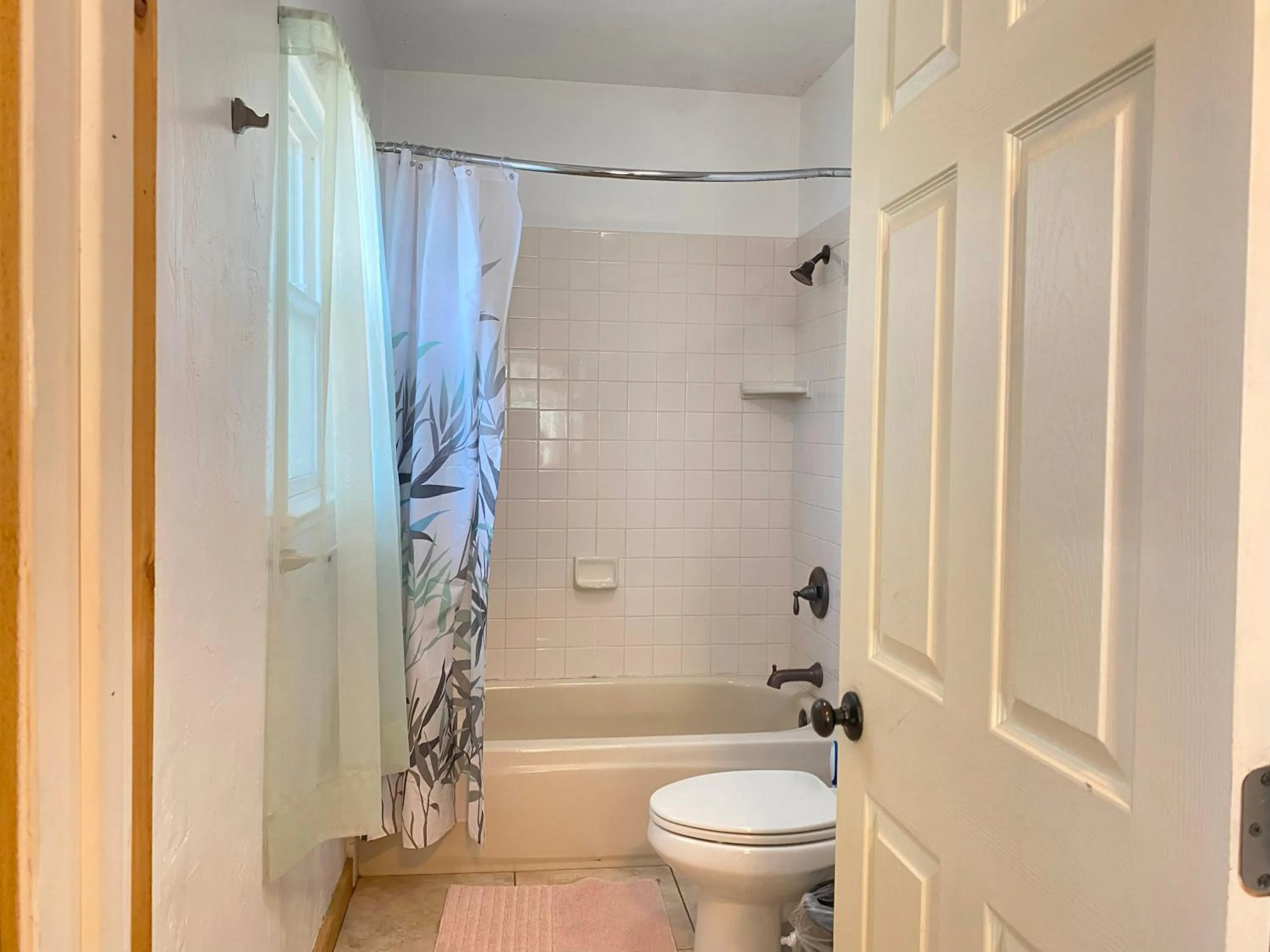 Shower in Blue Horizon Lodge