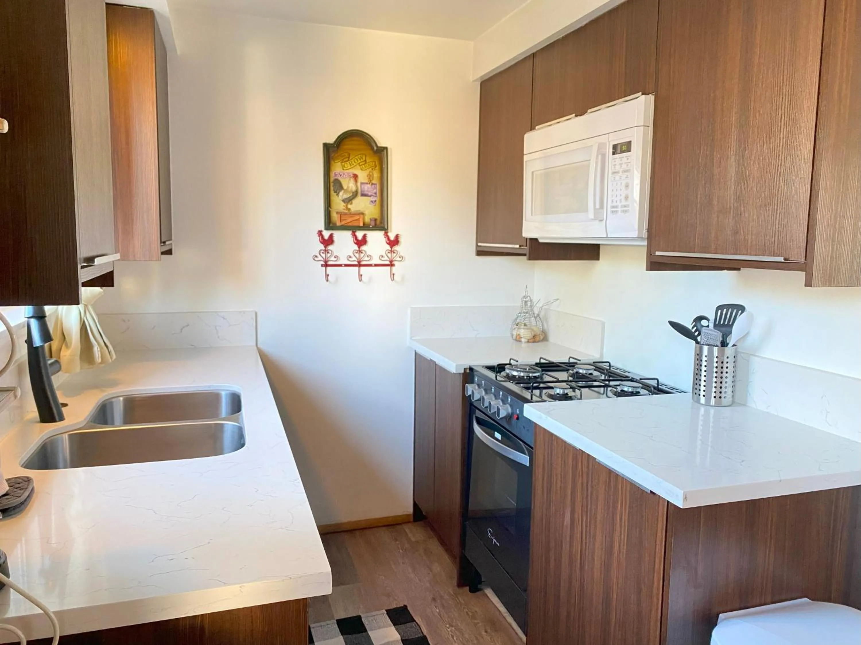 Kitchen or kitchenette in Blue Horizon Lodge